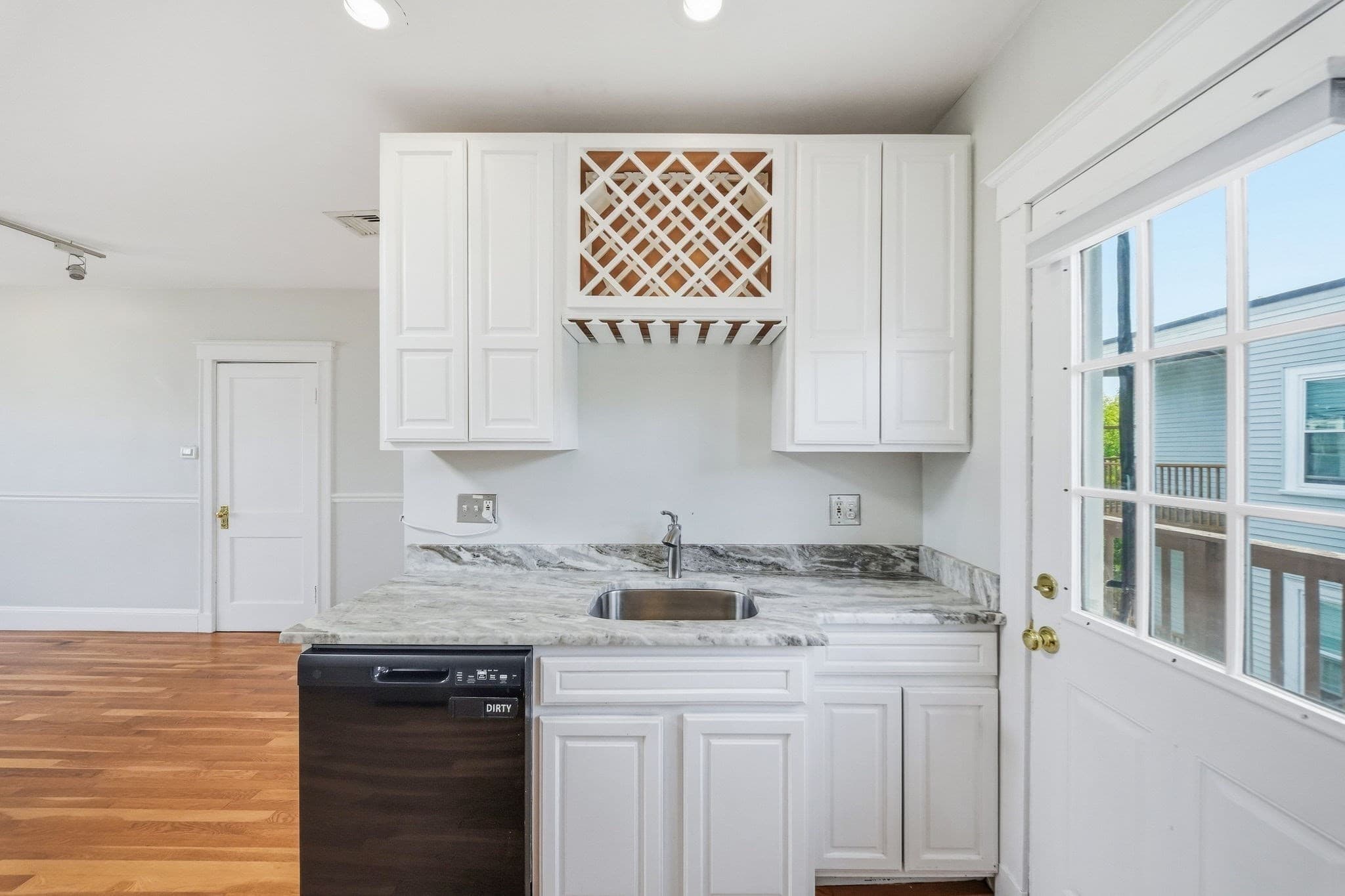 Condominium at 103 Welles Ave # 3R, Boston MA 02124, Boston, photo 14 of 26