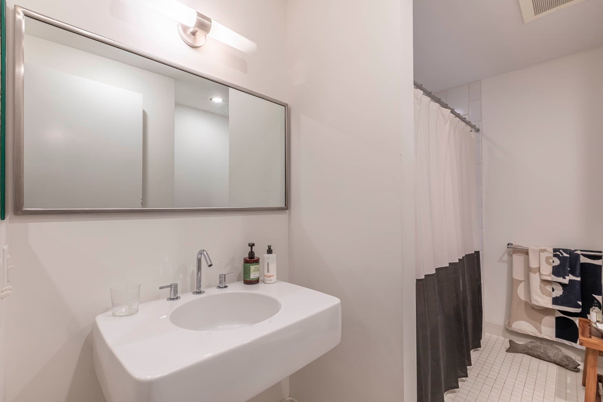 Condominium at 88 Kingston St # 2D, Boston MA 02111, Boston, photo 20 of 26
