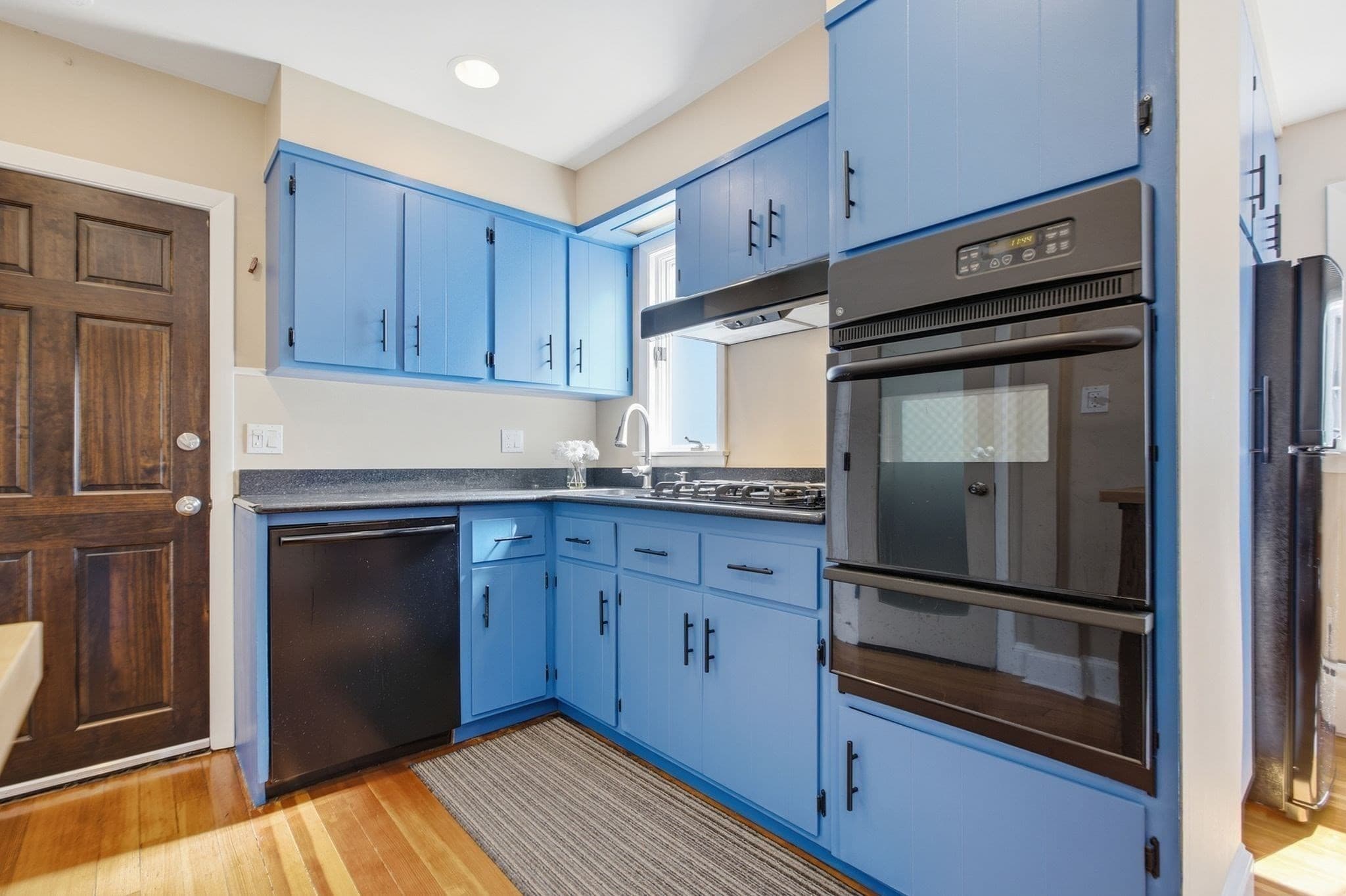 Multi Family at 31 Mount Vernon St, Boston MA 02132, Boston, photo 21 of 42