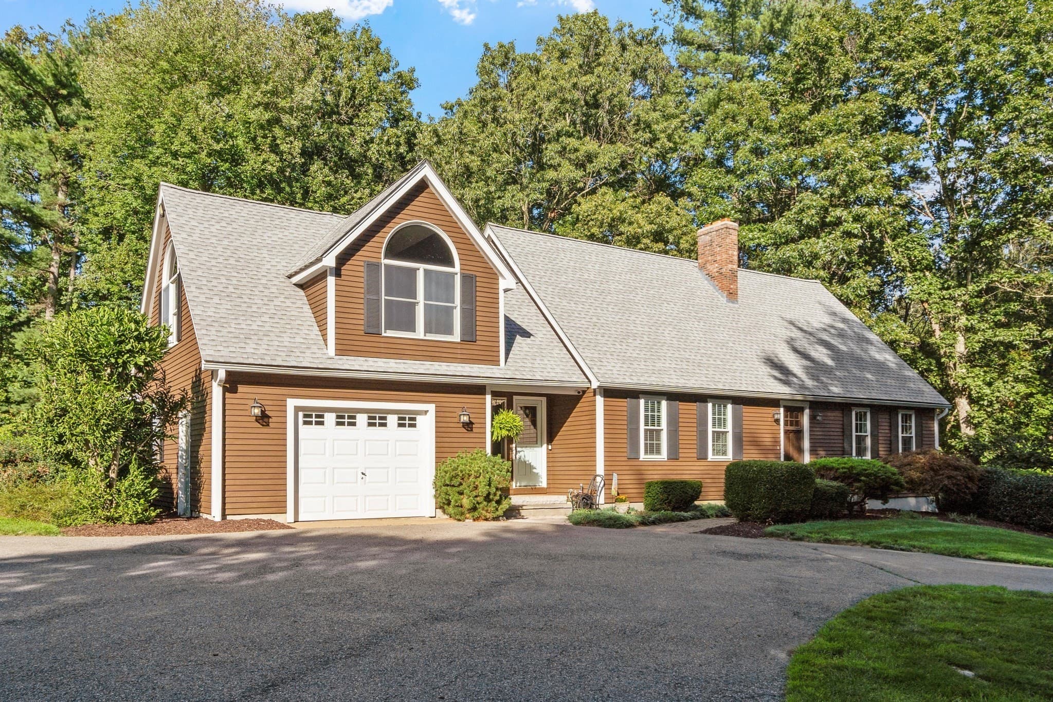 Single Family Residence at 58 Williamsville Road, Hubbardston MA 01452, Hubbardston, photo 2 of 42