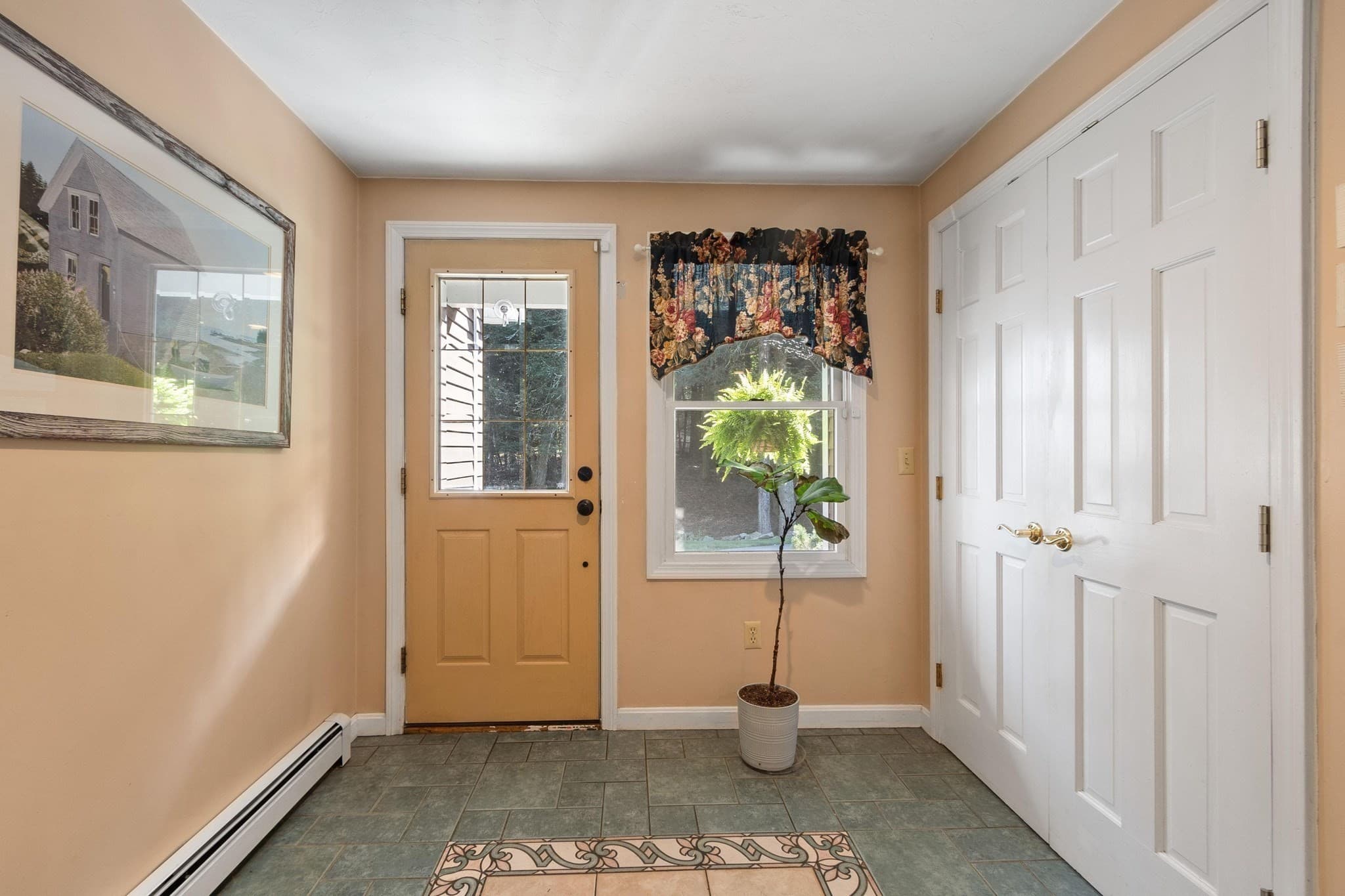 Single Family Residence at 58 Williamsville Road, Hubbardston MA 01452, Hubbardston, photo 12 of 42