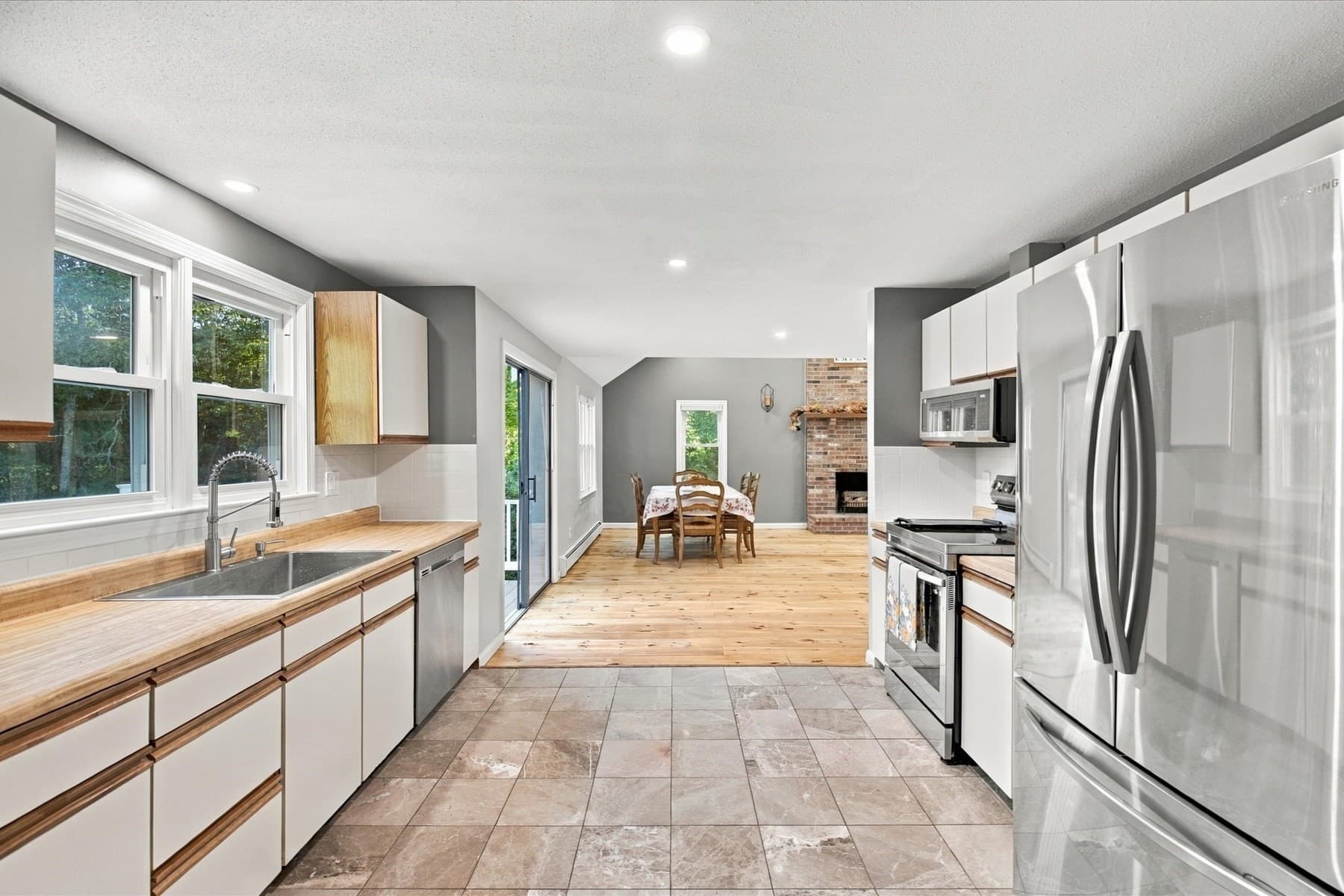 Single Family Residence at 26 Spinnaker St, Sandwich MA 02563, Sandwich, photo 4 of 31