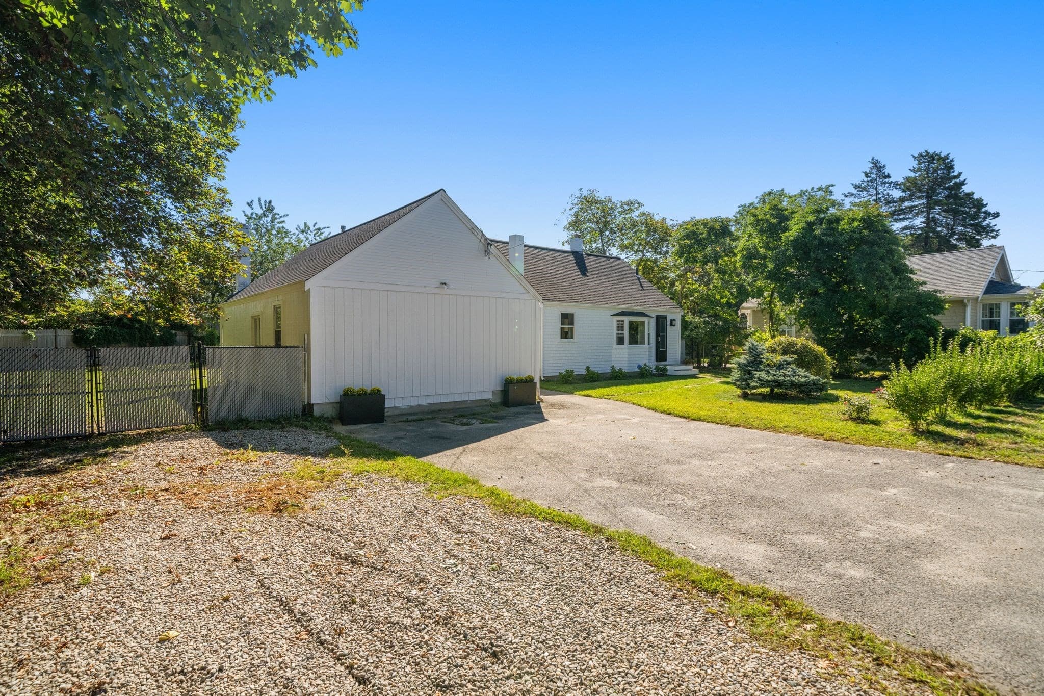 Single Family Residence at 72 Grove St, Barnstable MA 02601, Barnstable, photo 9 of 42