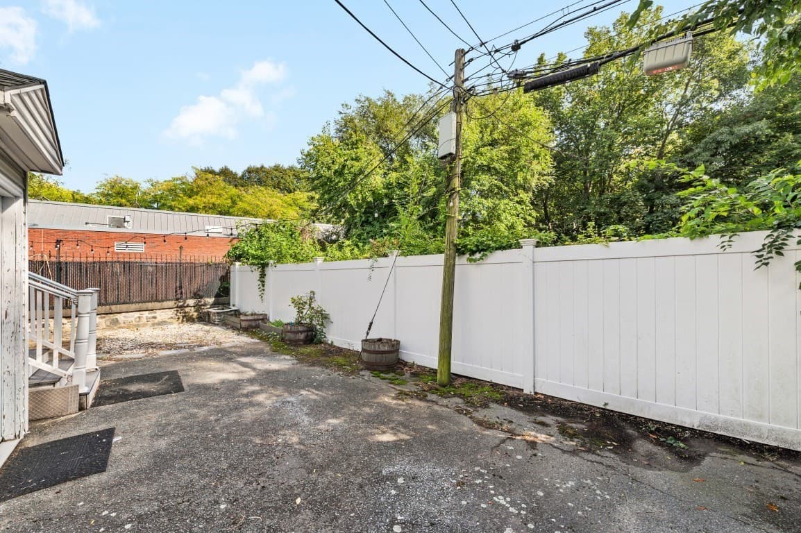 Single Family Residence at 19 Richmond St, Boston MA 02124, Boston, photo 15 of 32