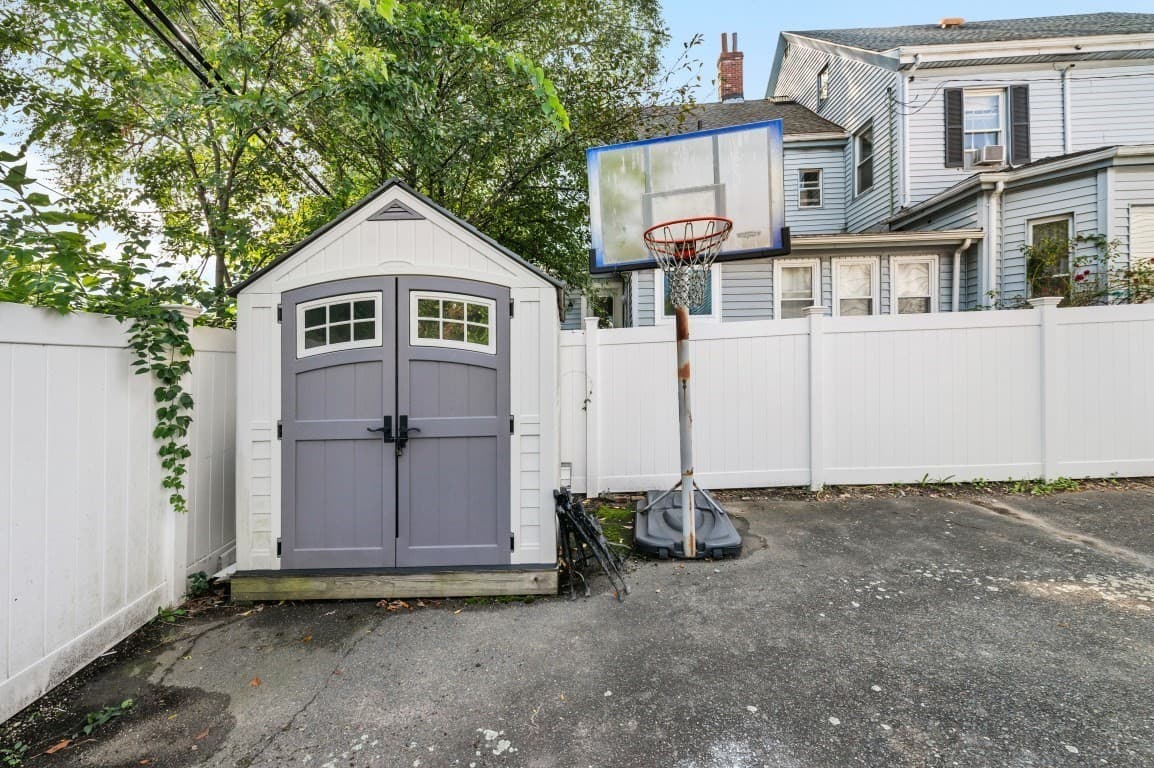 Single Family Residence at 19 Richmond St, Boston MA 02124, Boston, photo 21 of 32