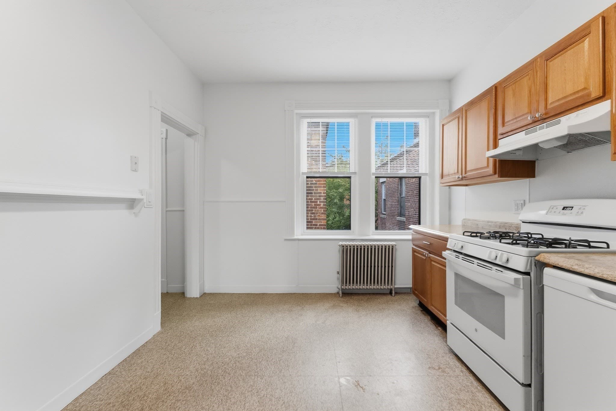 Condominium at 97 Marion Street # 5, Brookline MA 02446, Brookline, photo 16 of 27