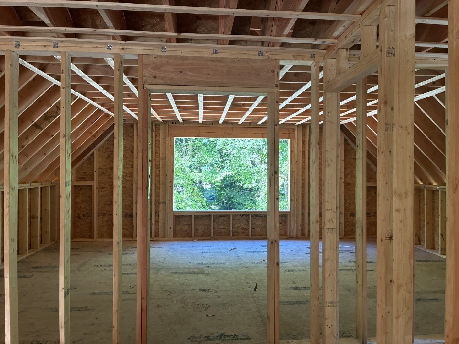 Single Family Residence at 9 Oak Drive, Oxford MA 01540, Oxford, photo 6 of 9