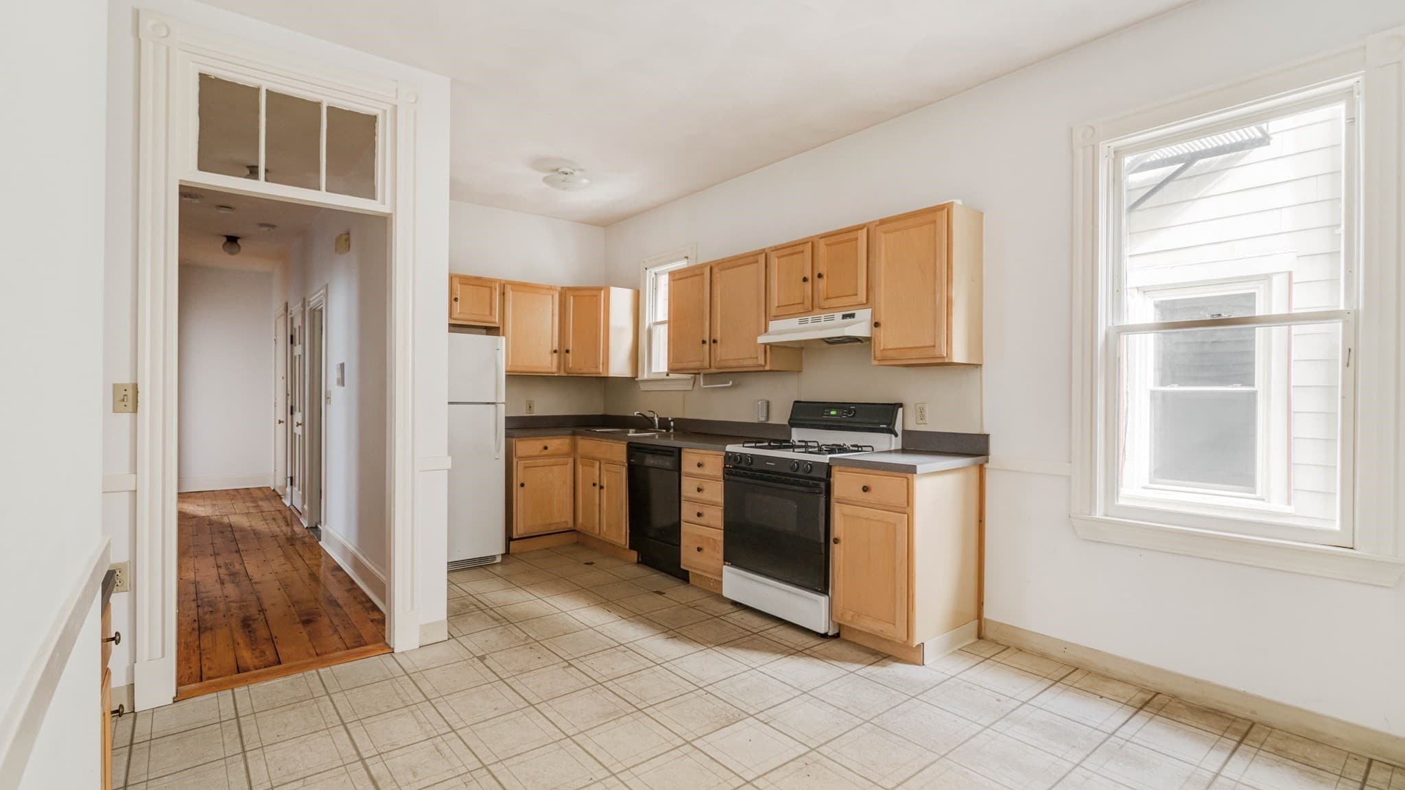 3 Family - 3 Units Up/Down at 32 Essex St, Cambridge MA 02139, Cambridge, photo 18 of 25