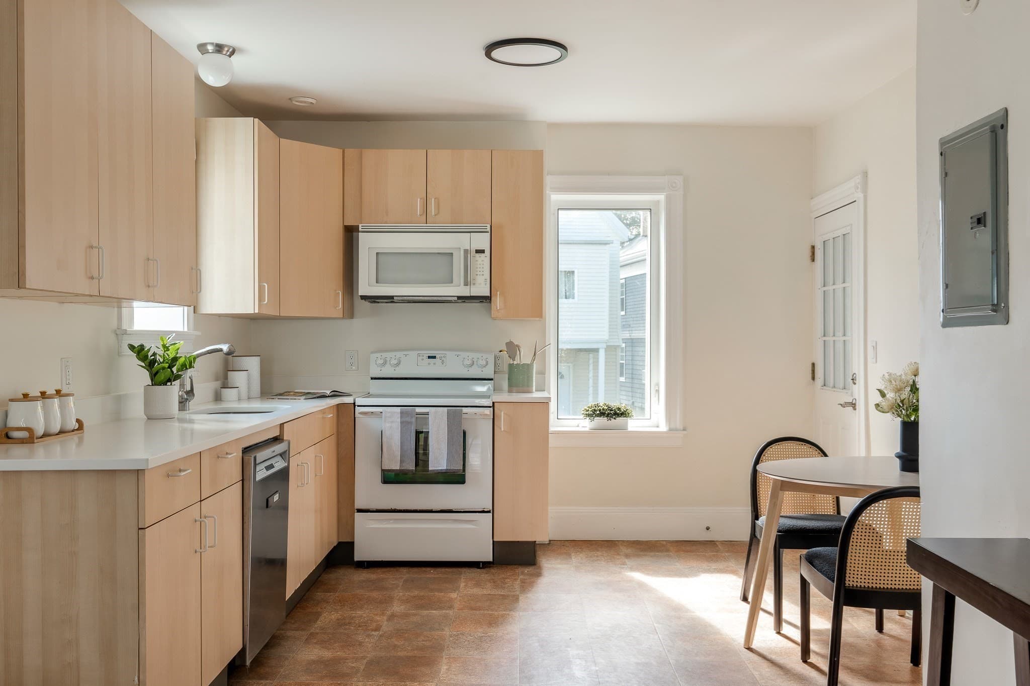 Condominium at 26 Princeton St # 26, Medford MA 02155, Medford, photo 4 of 15