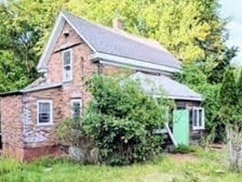 138 Hackett Avenue, Attleboro MA 02703