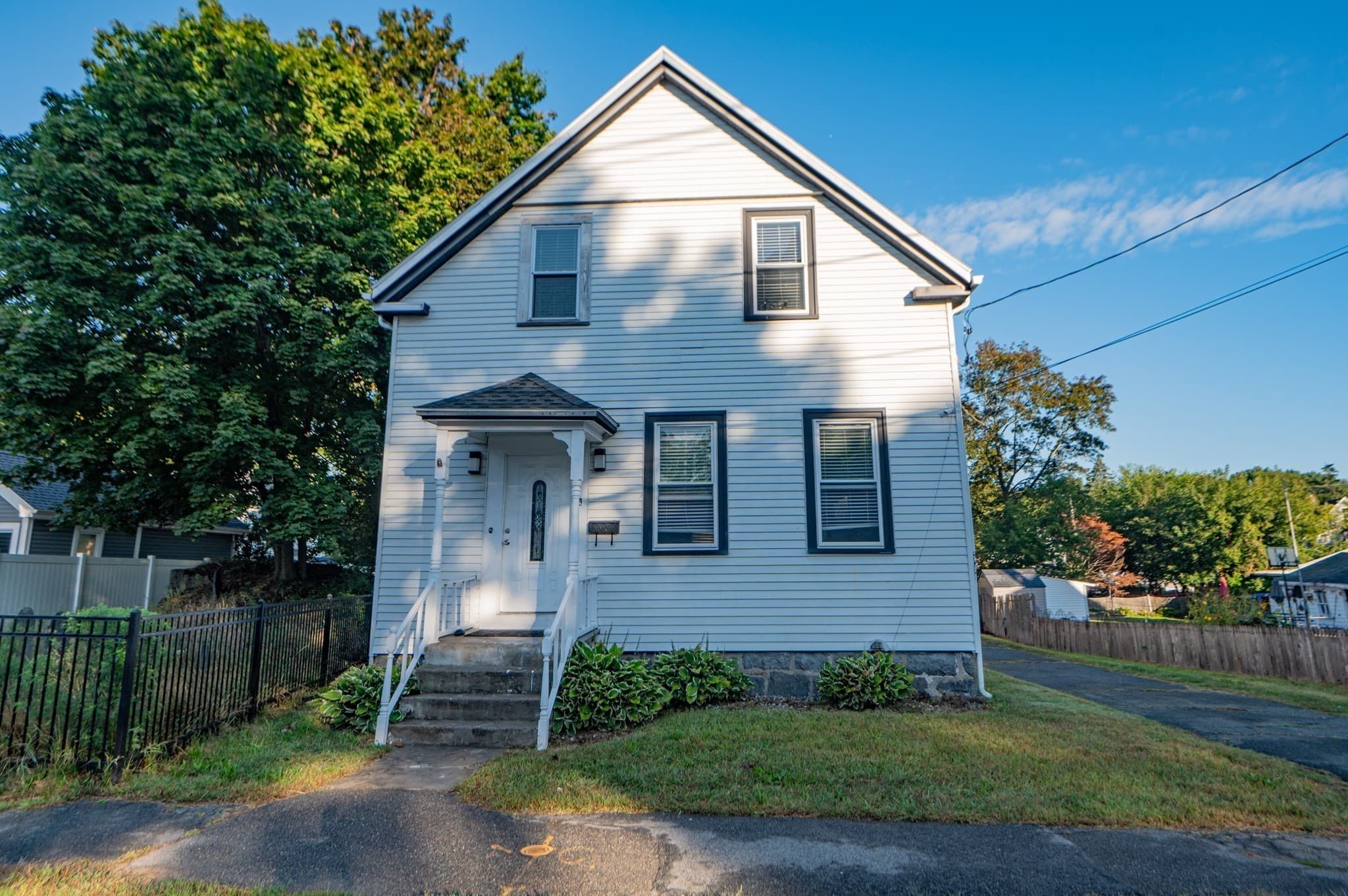 Single Family Residence at 19 Lynn St, Peabody MA 01960, Peabody, photo 2 of 25