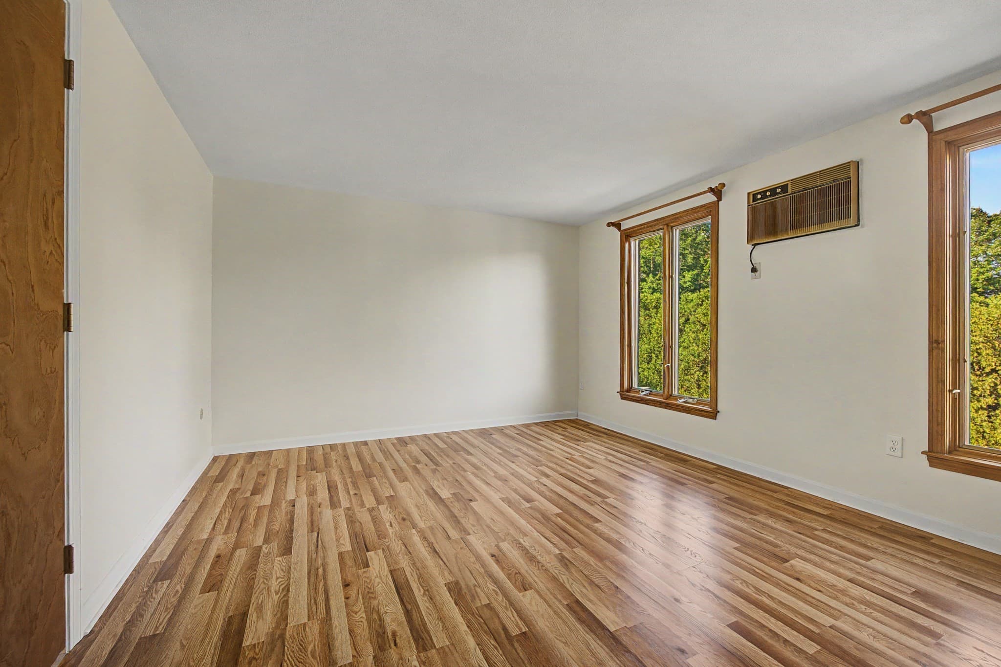 Condominium at 16 Bedford Ct # 16, Amherst MA 01002, Amherst, photo 20 of 39