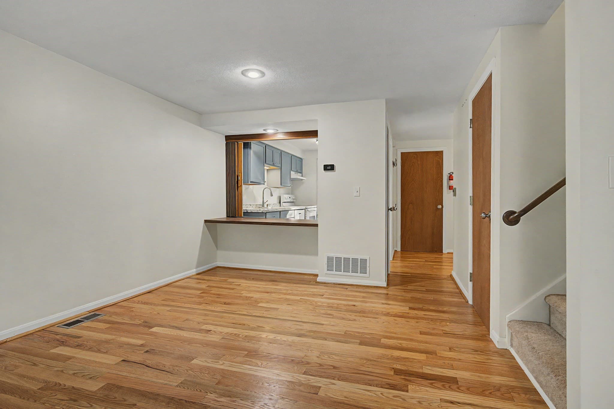 Condominium at 16 Bedford Ct # 16, Amherst MA 01002, Amherst, photo 10 of 39