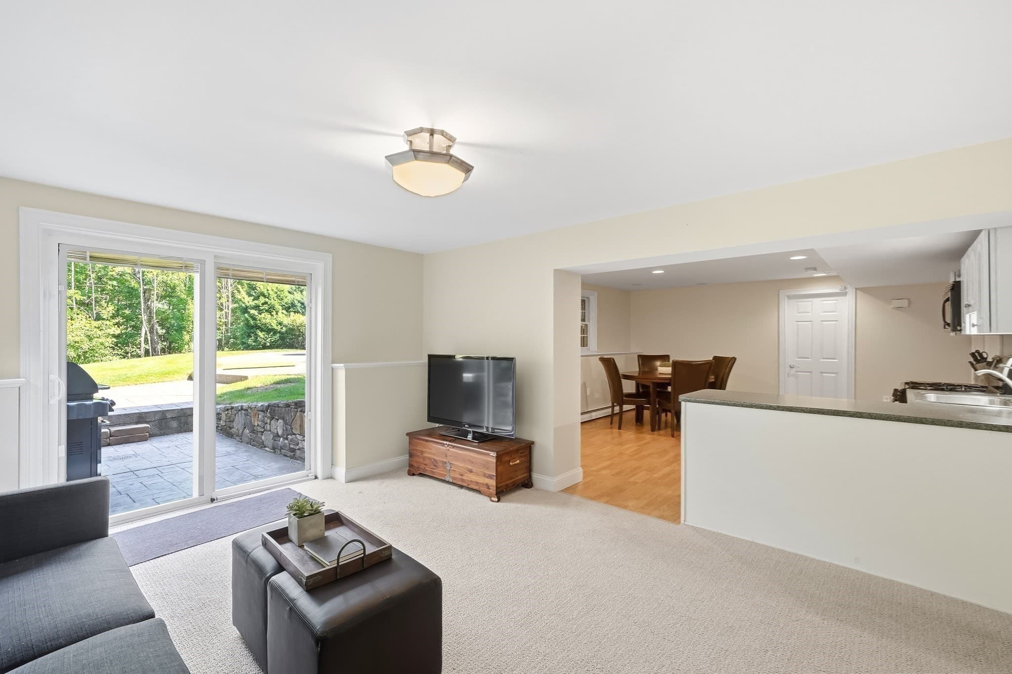 Single Family Residence at 5 Sherwood Rd, Windham NH 03087, Windham, photo 37 of 42