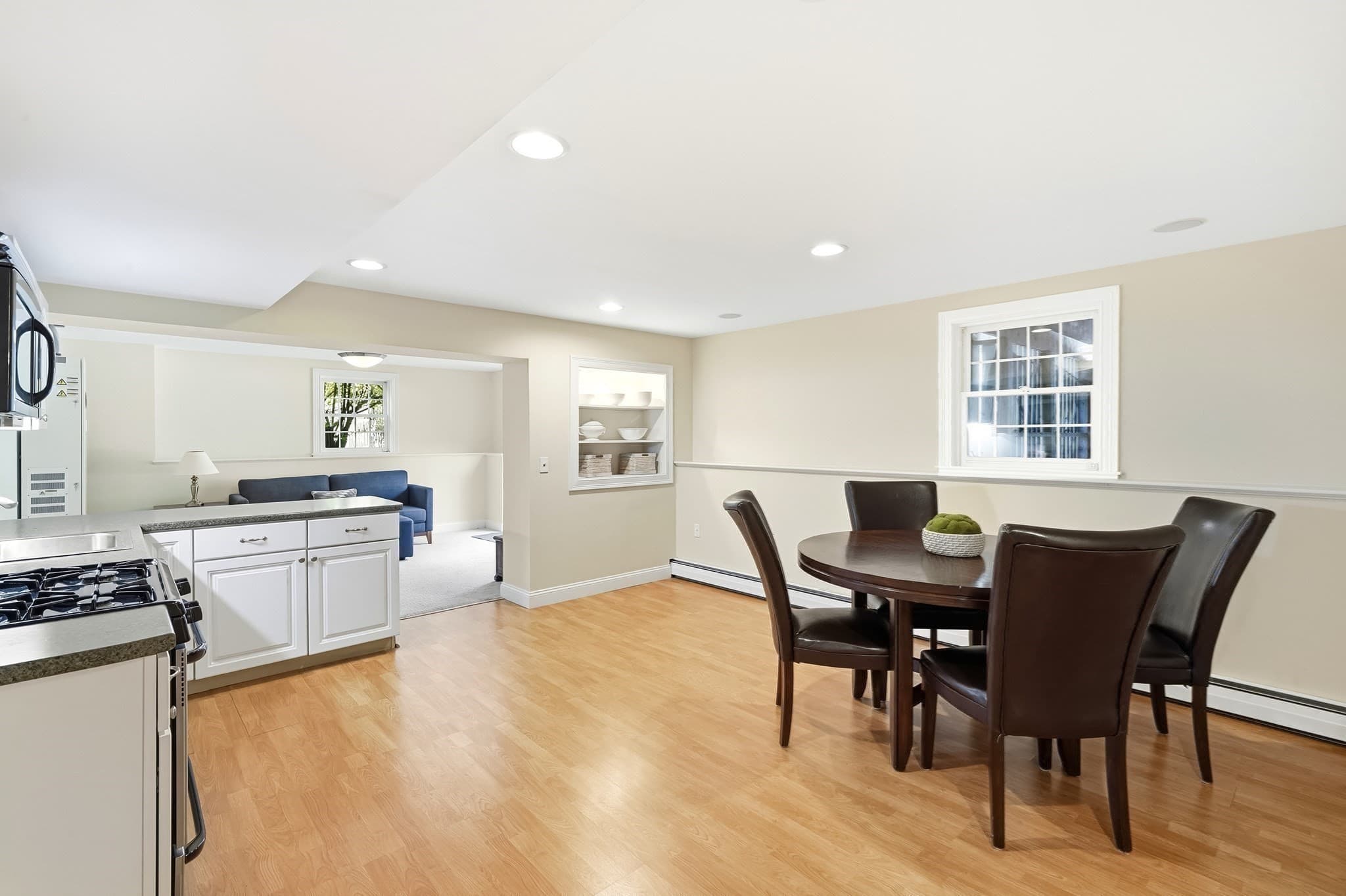 Single Family Residence at 5 Sherwood Rd, Windham NH 03087, Windham, photo 35 of 42