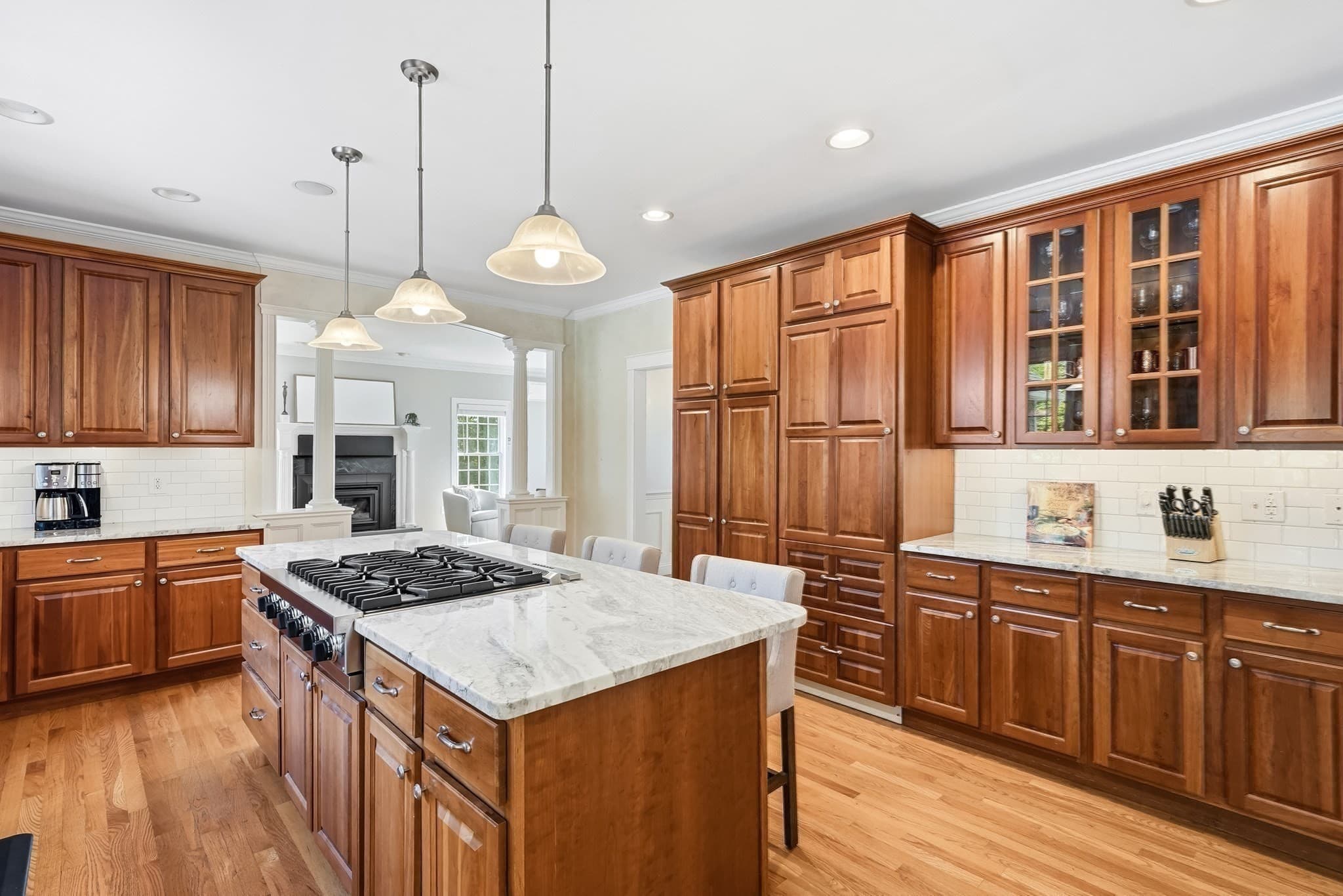 Single Family Residence at 5 Sherwood Rd, Windham NH 03087, Windham, photo 8 of 42