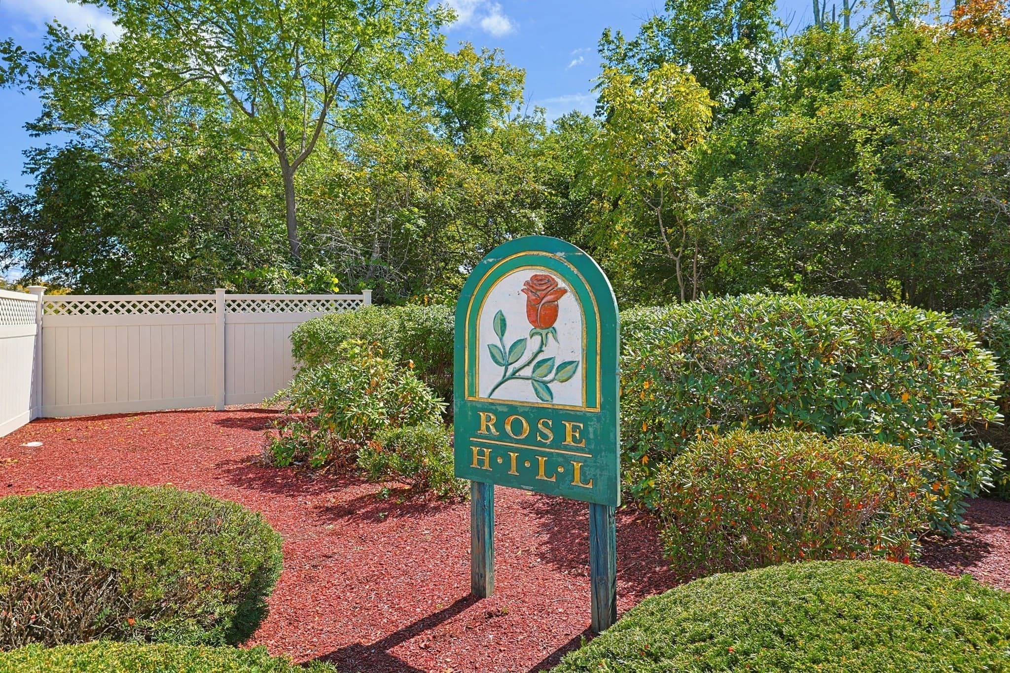 Condominium at 47 Rose Ct # 47, Norwood MA 02062, Norwood, photo 2 of 33
