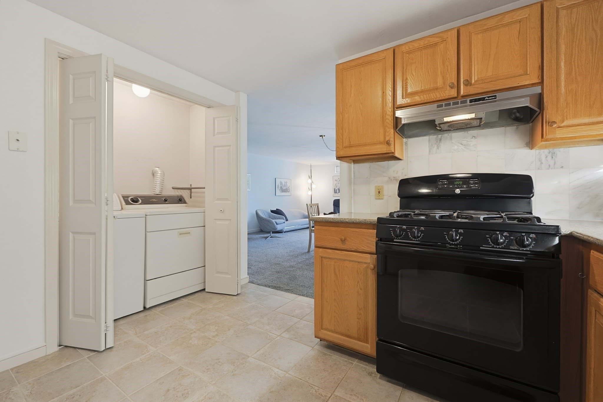 Condominium at 47 Rose Ct # 47, Norwood MA 02062, Norwood, photo 13 of 33