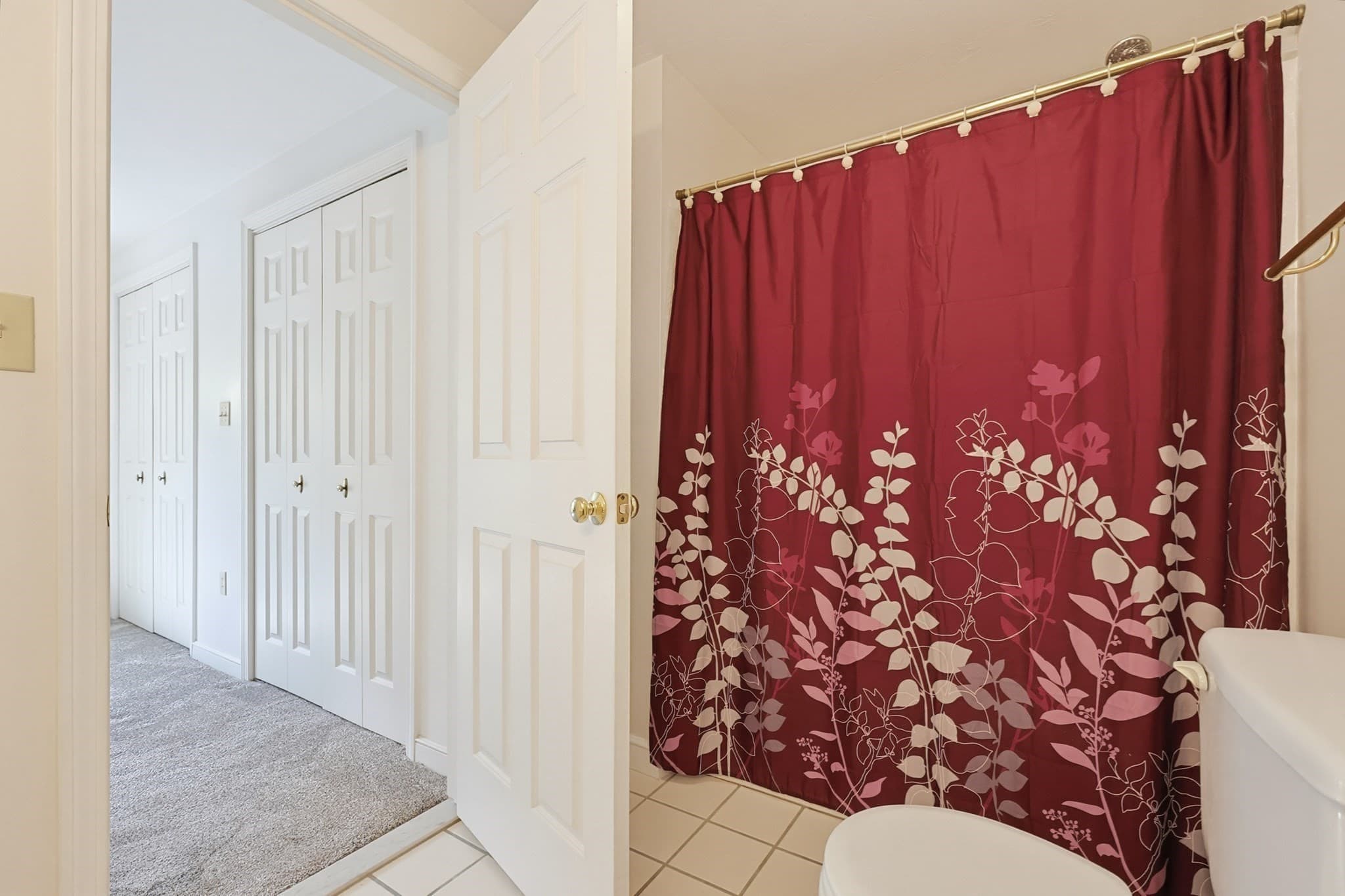 Condominium at 47 Rose Ct # 47, Norwood MA 02062, Norwood, photo 22 of 33