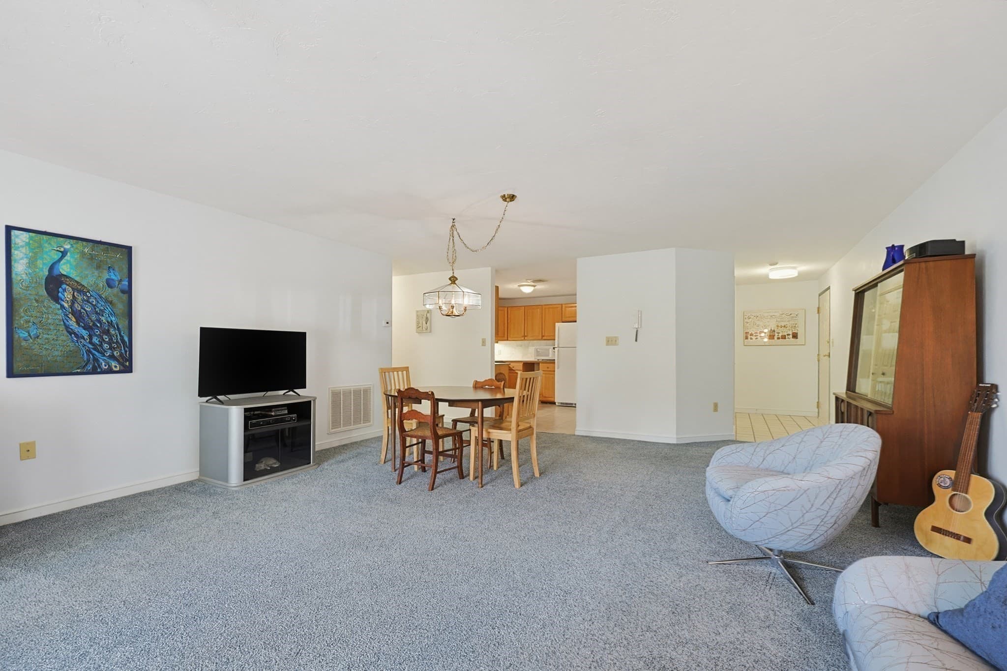 Condominium at 47 Rose Ct # 47, Norwood MA 02062, Norwood, photo 7 of 33