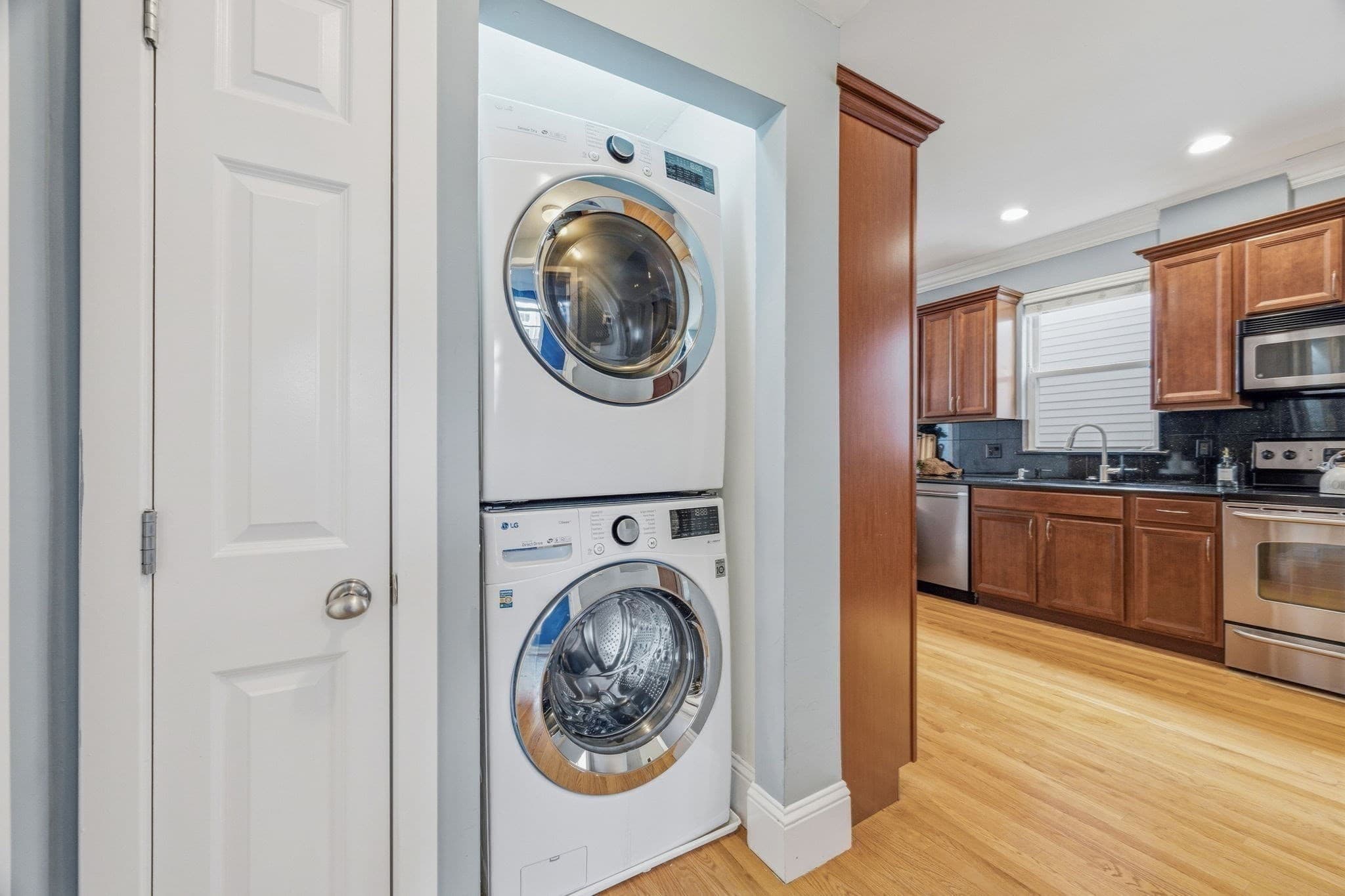 Condominium at 94 Amory # 2, Cambridge MA 02139, Cambridge, photo 26 of 32