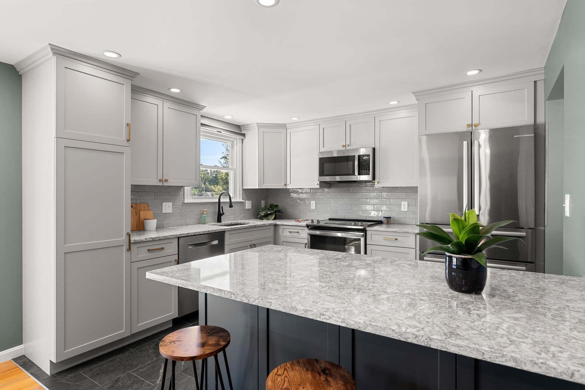 Single Family Residence at 20 Humboldt Ave, Burlington MA 01803, Burlington, photo 11 of 42