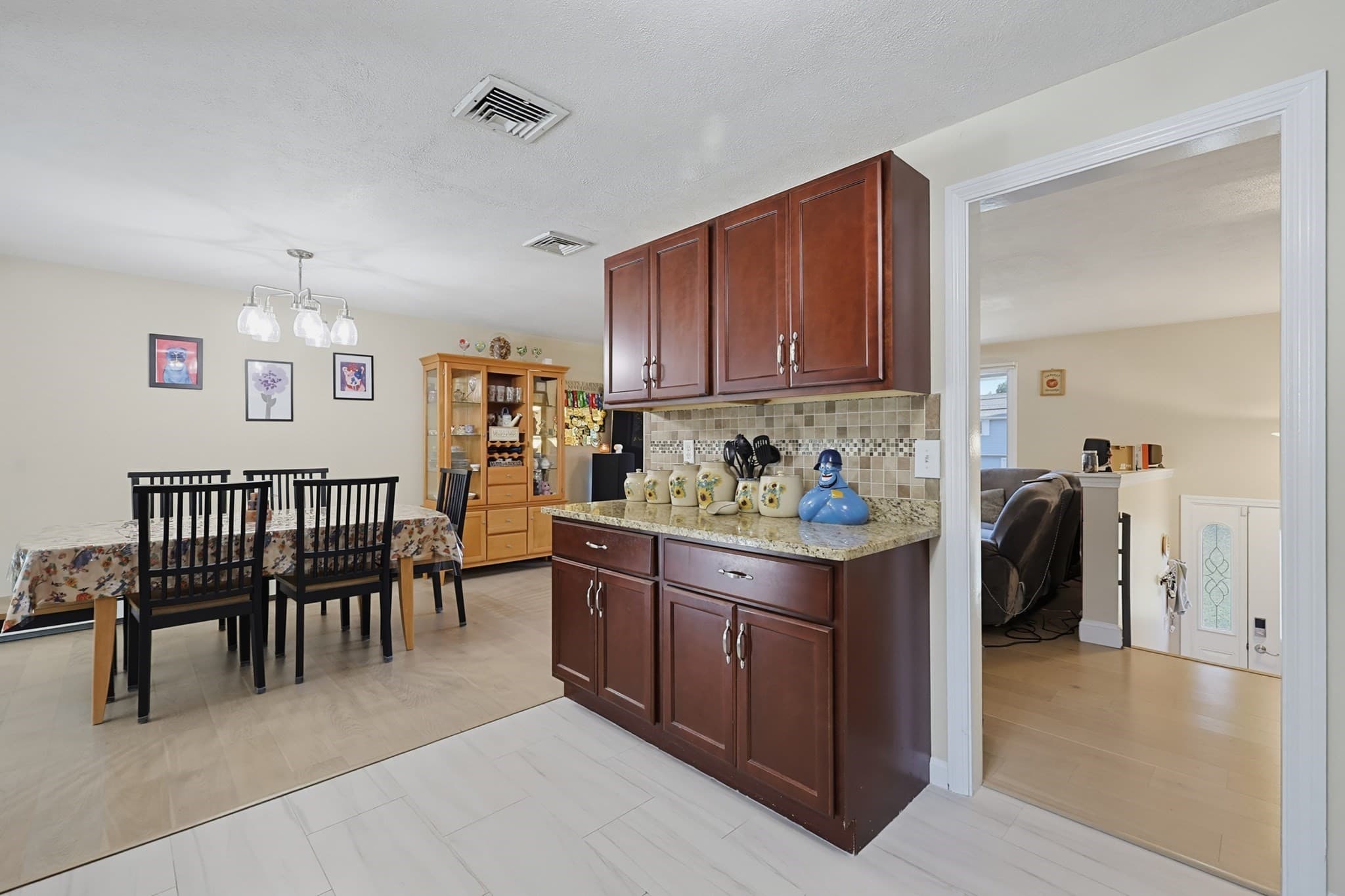 Single Family Residence at 39 Candy Ln, Brockton MA 02301, Brockton, photo 26 of 42
