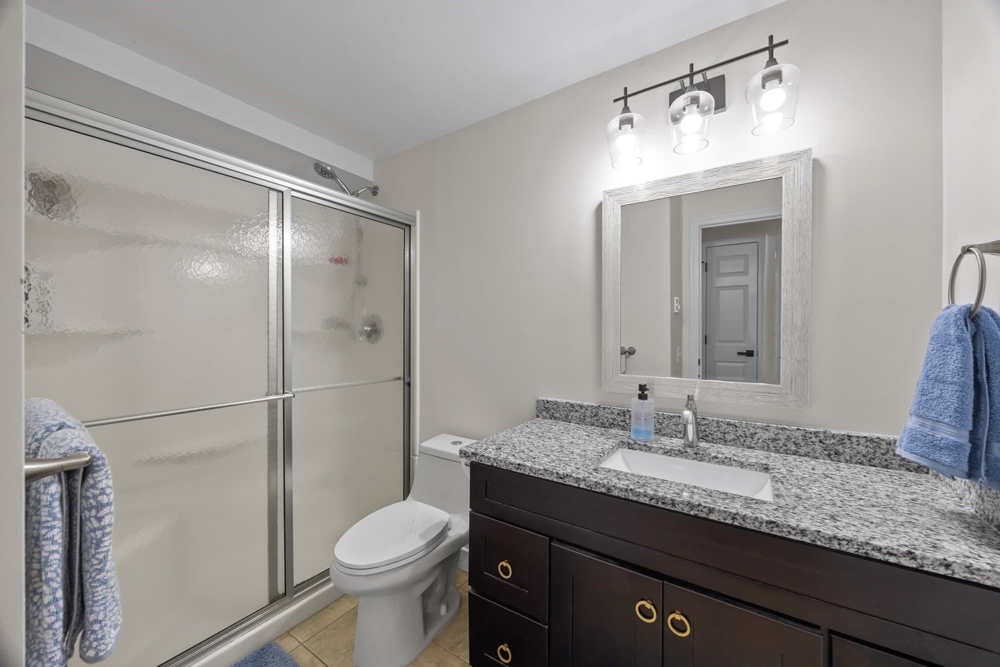 Condominium at 171 Heritage Dr # 171, Northbridge MA 01588, Northbridge, photo 17 of 33
