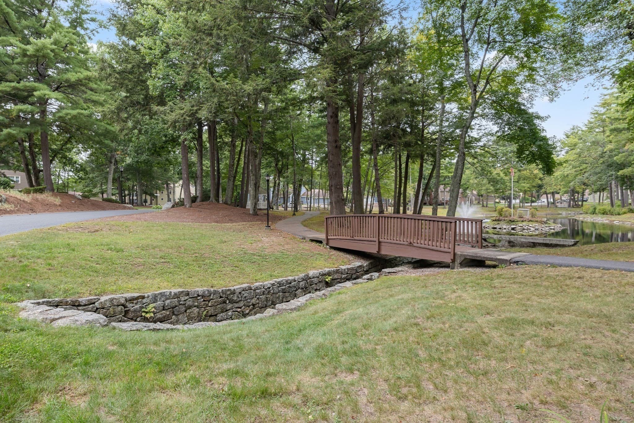 Condominium at 171 Heritage Dr # 171, Northbridge MA 01588, Northbridge, photo 24 of 33