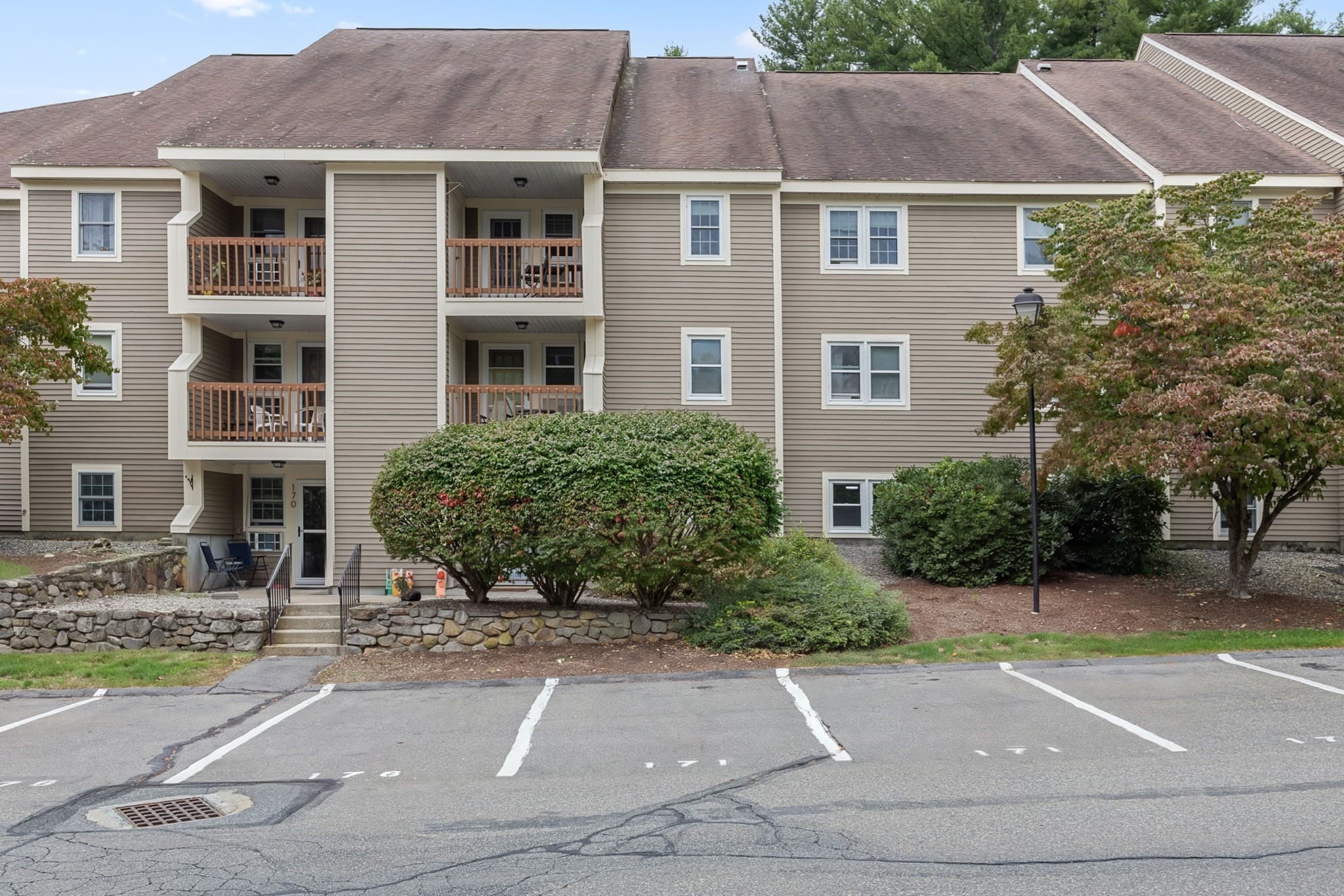 Condominium at 171 Heritage Dr # 171, Northbridge MA 01588, Northbridge, photo 33 of 33