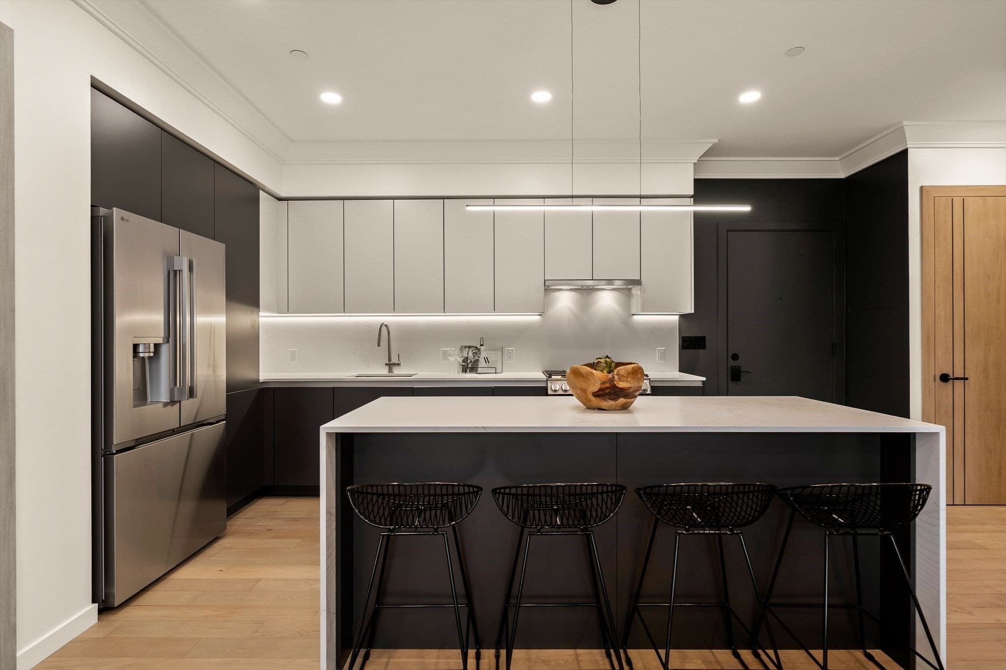 Condominium at 388 Washington Street # 402, Quincy MA 02169, Quincy, photo 6 of 22