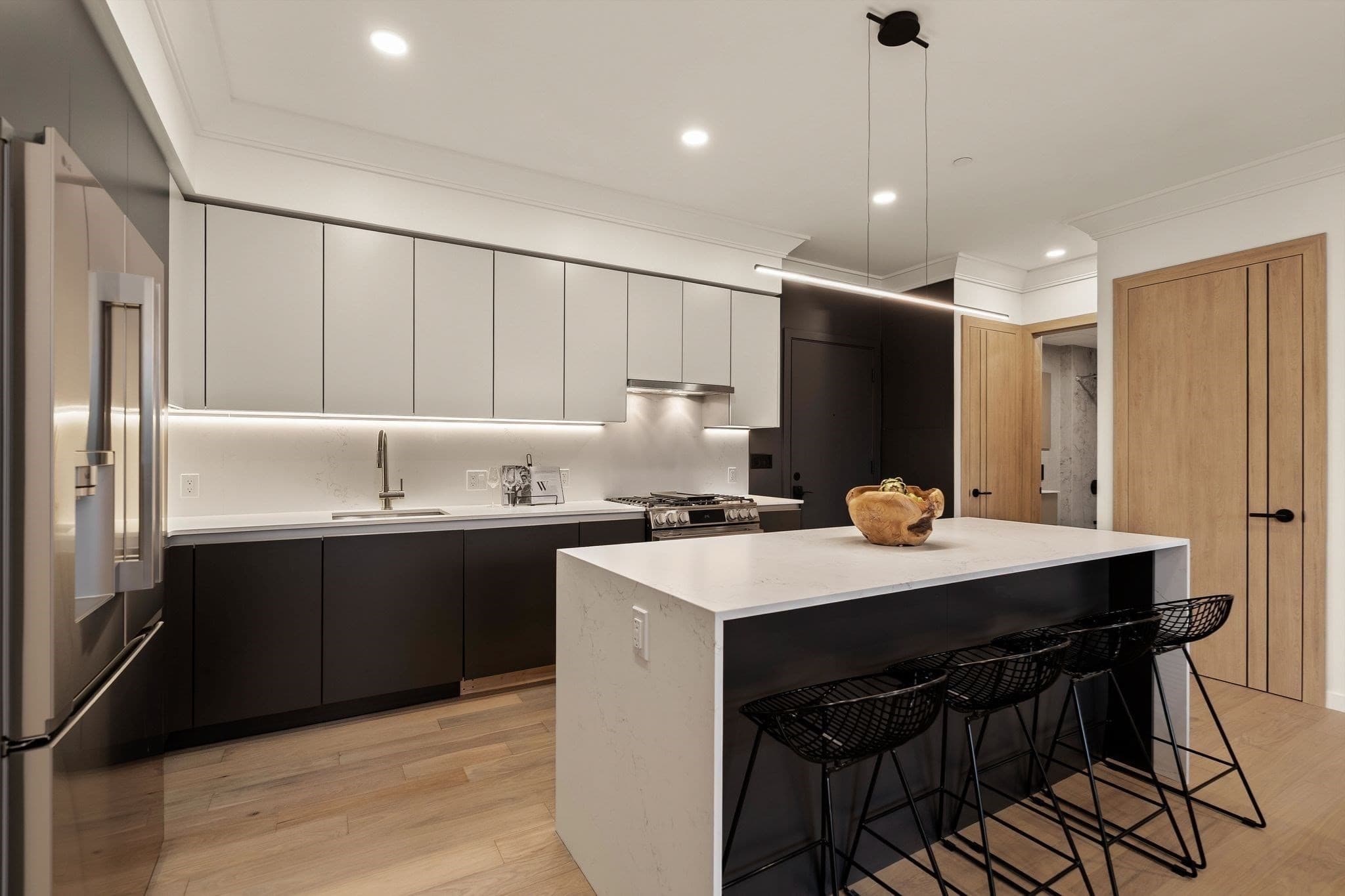 Condominium at 388 Washington Street # 402, Quincy MA 02169, Quincy, photo 7 of 22