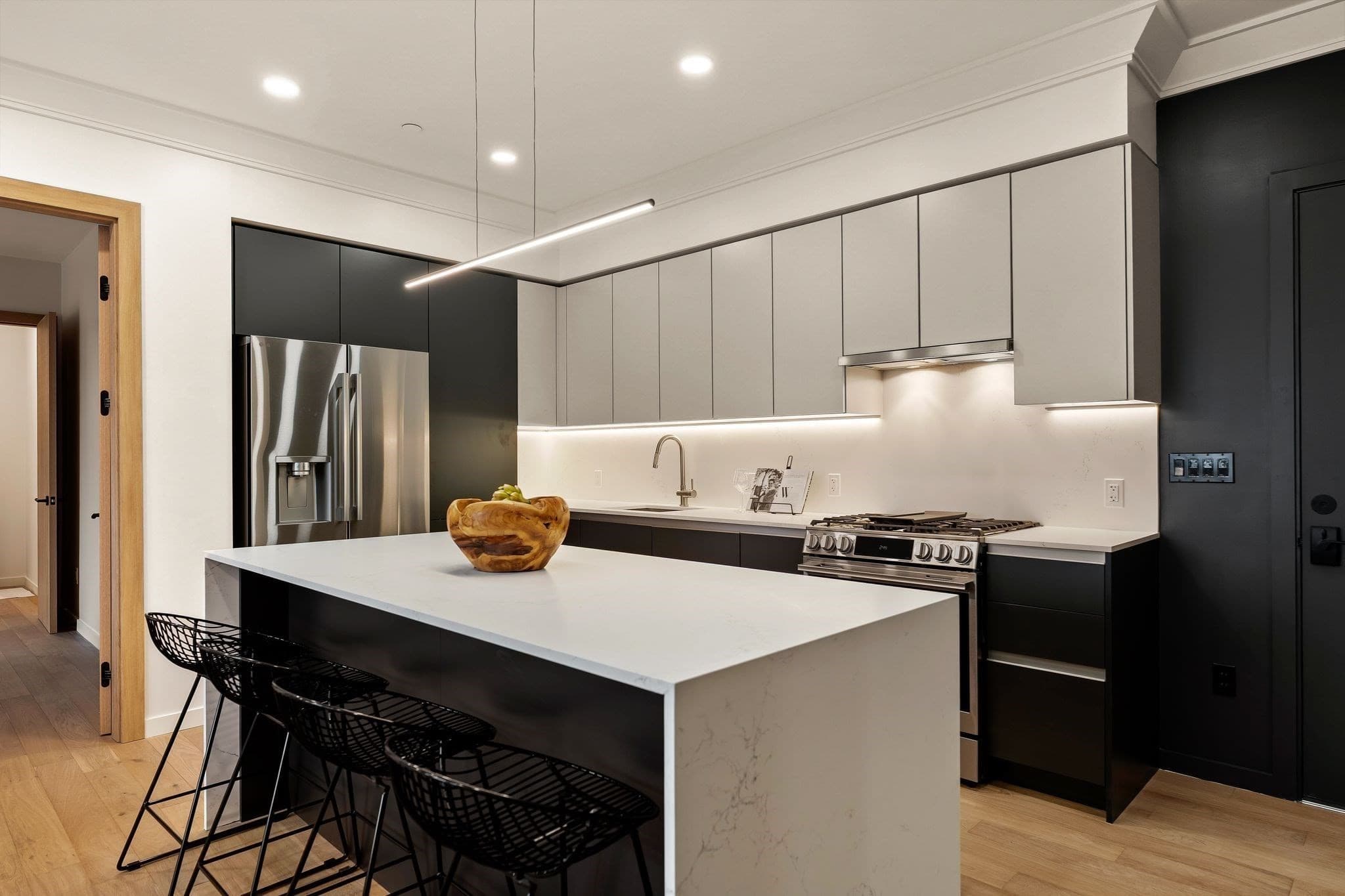 Condominium at 388 Washington Street # 402, Quincy MA 02169, Quincy, photo 10 of 22