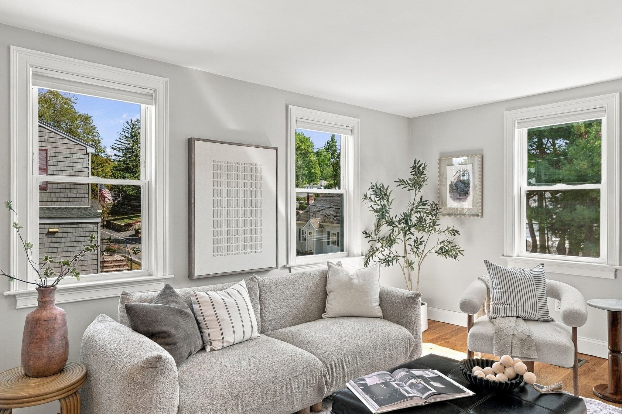 Single Family Residence at 176 Nahant St, Wakefield MA 01880, Wakefield, photo 3 of 27