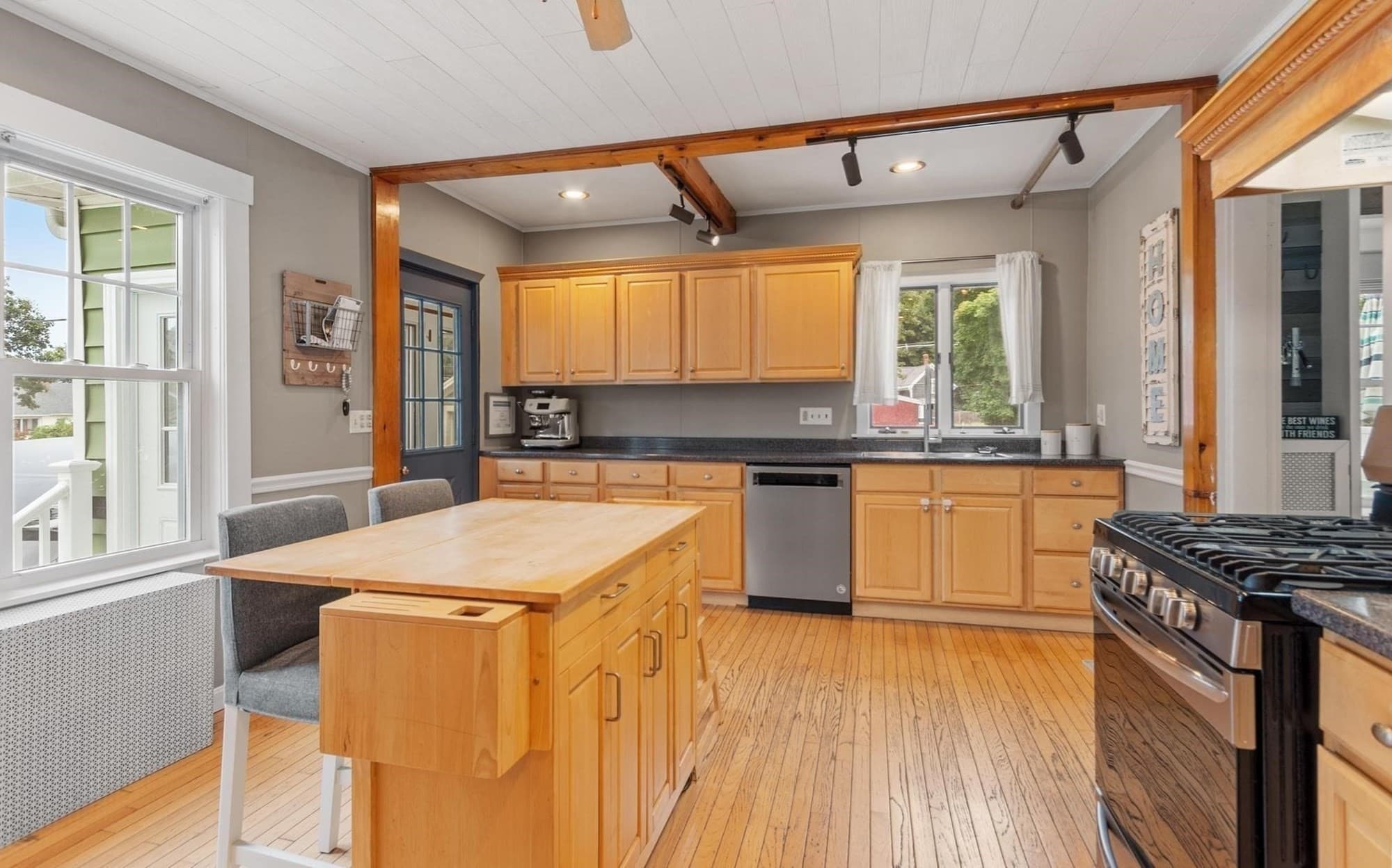 Single Family Residence at 48 Walnut St, Hudson MA 01749, Hudson, photo 9 of 36