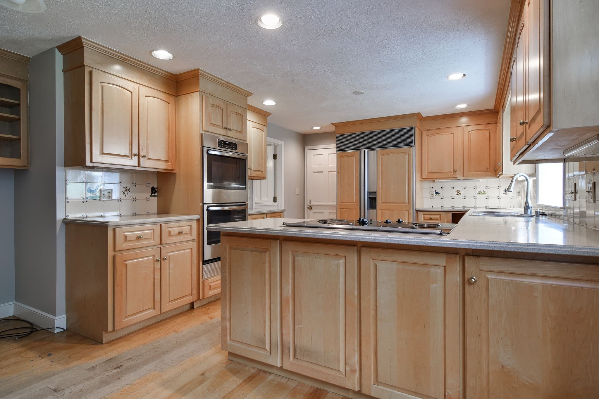Single Family Residence at 46 Donnelly Dr, Dover MA 02030, Dover, photo 7 of 39