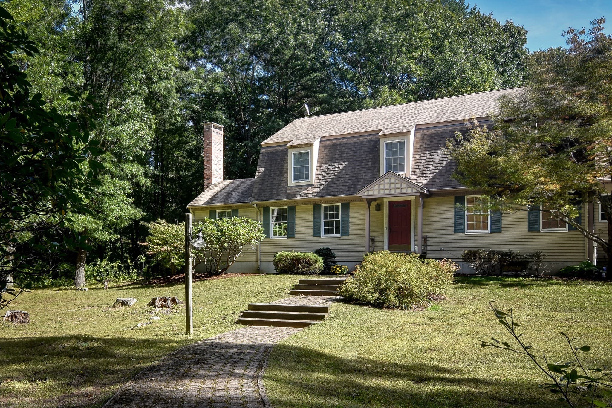 Single Family Residence at 46 Donnelly Dr, Dover MA 02030, Dover, photo 33 of 39
