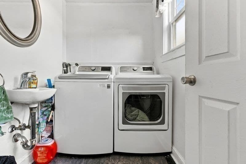 Single Family Residence at 11 Sweetser Ave, Reading MA 01867, Reading, photo 14 of 41