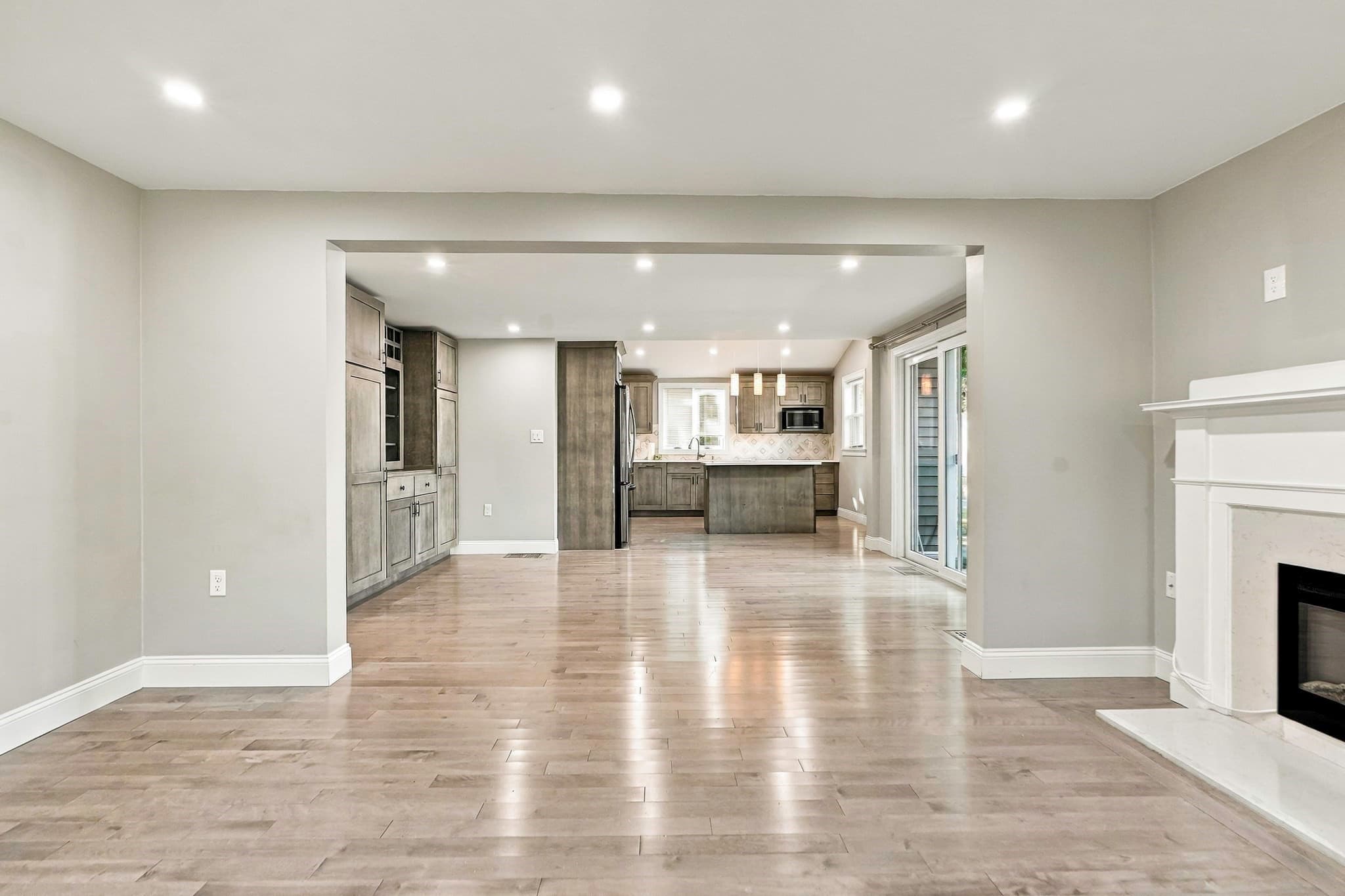 Single Family Residence at 47 Rosedale Rd, Watertown MA 02472, Watertown, photo 6 of 42