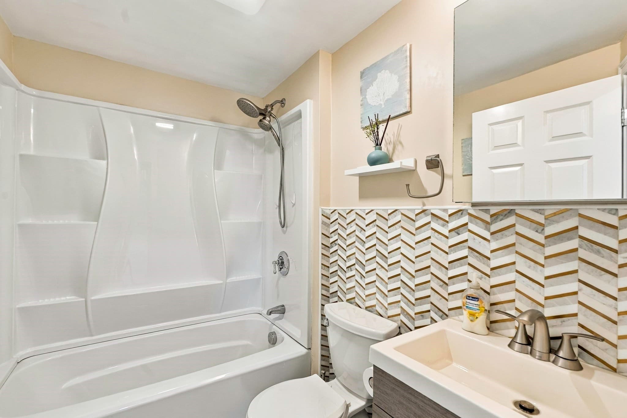 Single Family Residence at 47 Rosedale Rd, Watertown MA 02472, Watertown, photo 19 of 42