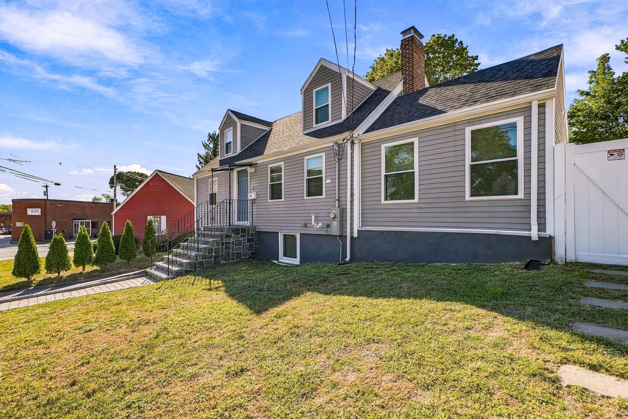 Single Family Residence at 47 Rosedale Rd, Watertown MA 02472, Watertown, photo 4 of 42