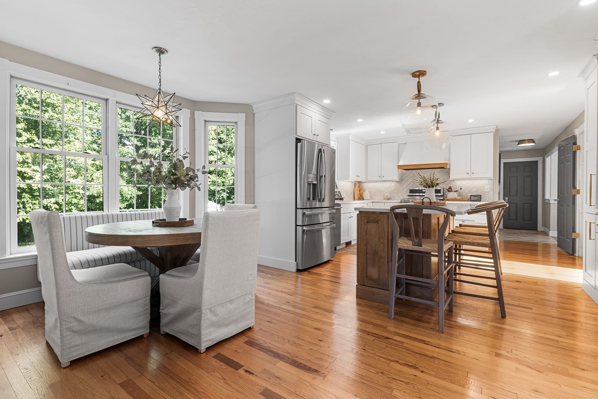 Single Family Residence at 6 Carriage House Way, Medway MA 02053, Medway, photo 9 of 42