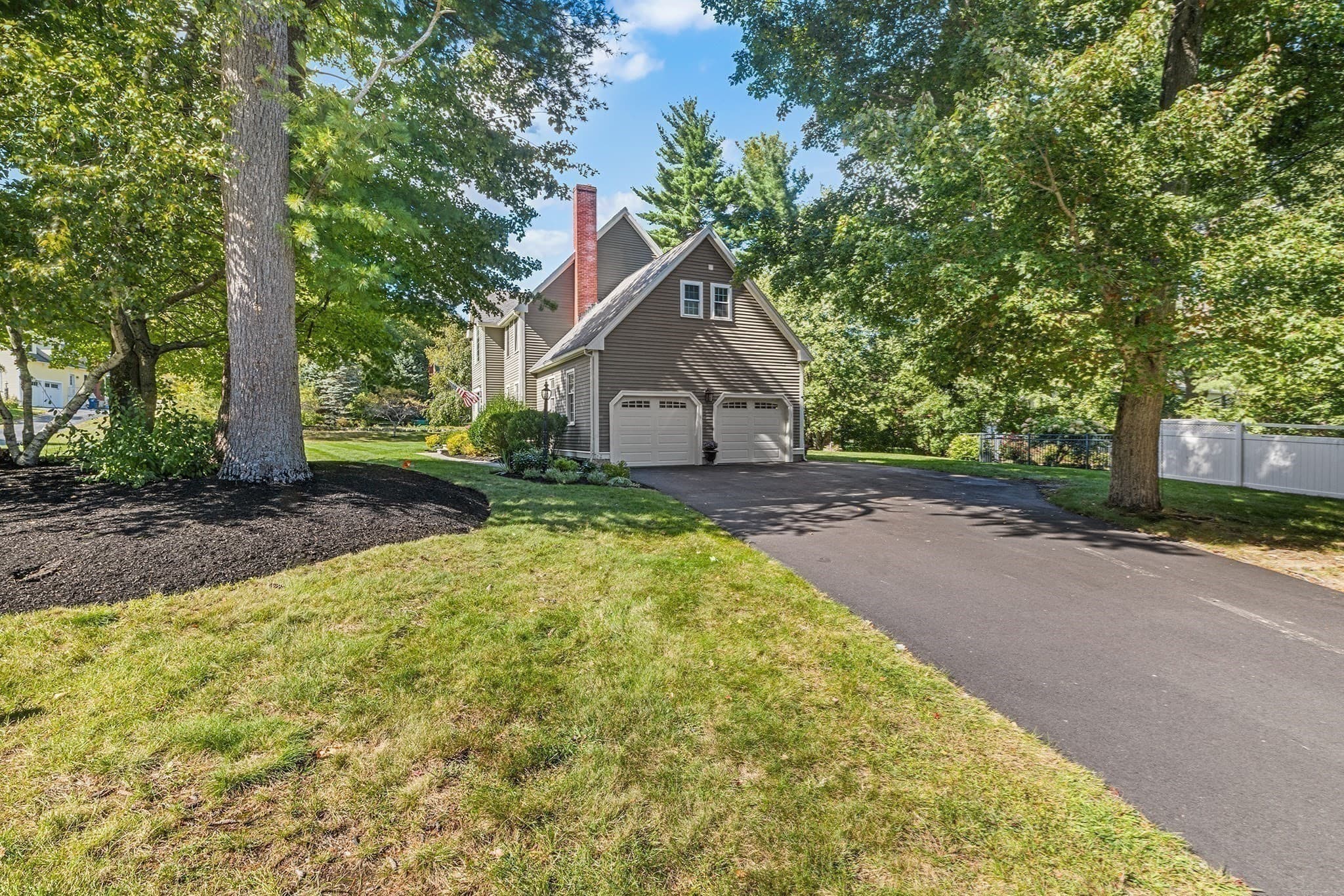 Single Family Residence at 6 Carriage House Way, Medway MA 02053, Medway, photo 4 of 42