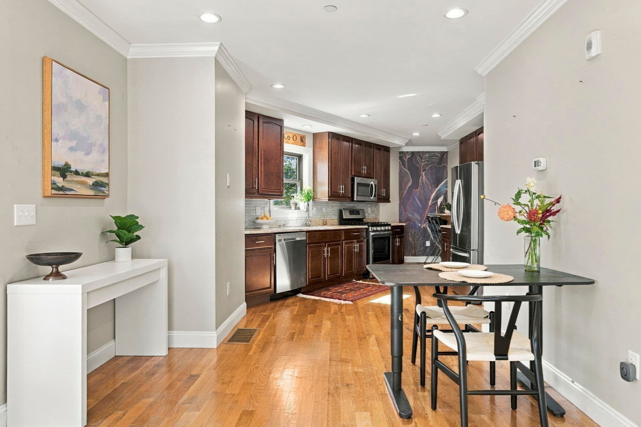 Condominium at 160 Green Street # 1, Melrose MA 02176, Melrose, photo 6 of 20