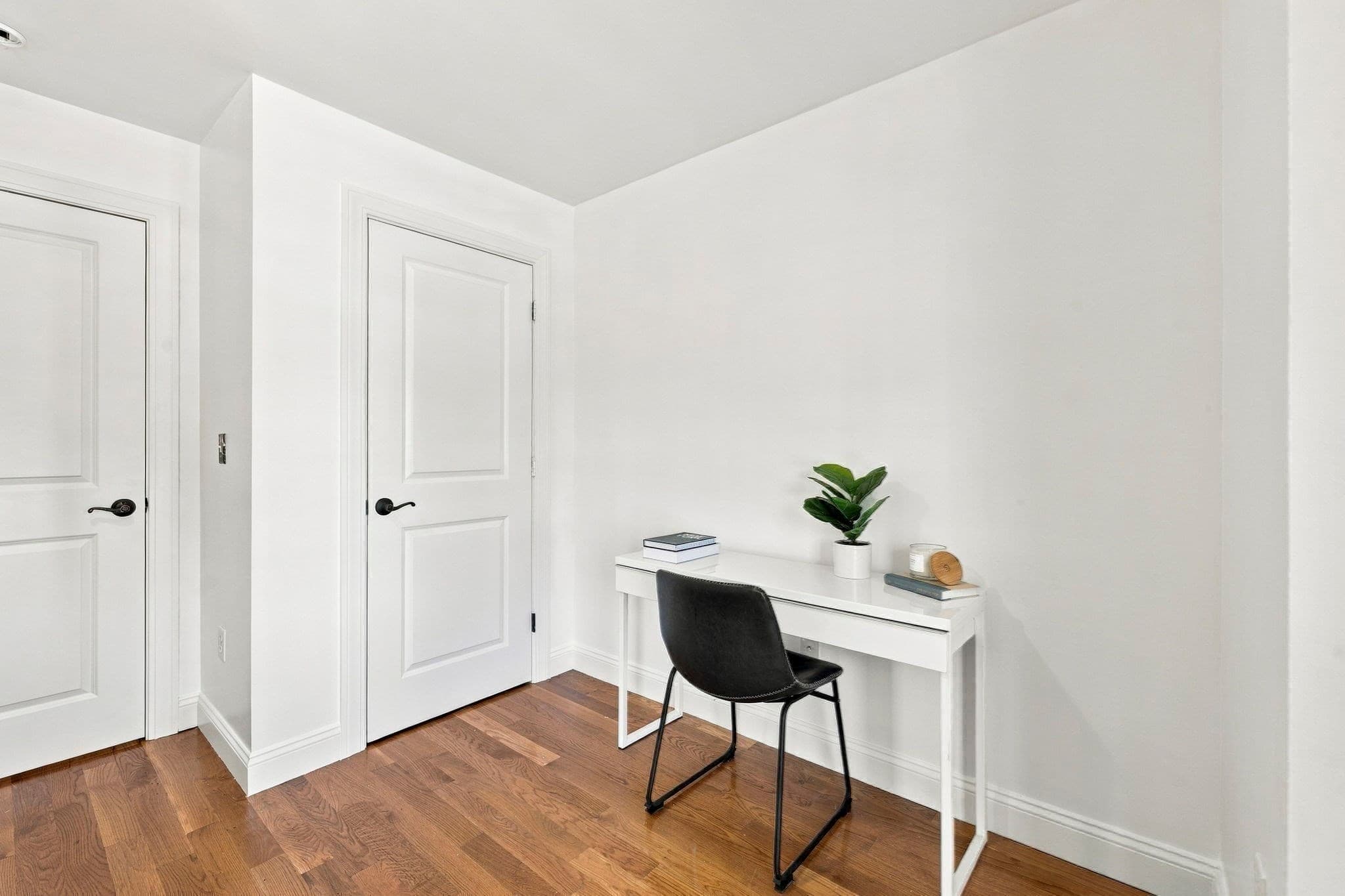 Condominium at 160 Green Street # 1, Melrose MA 02176, Melrose, photo 13 of 20