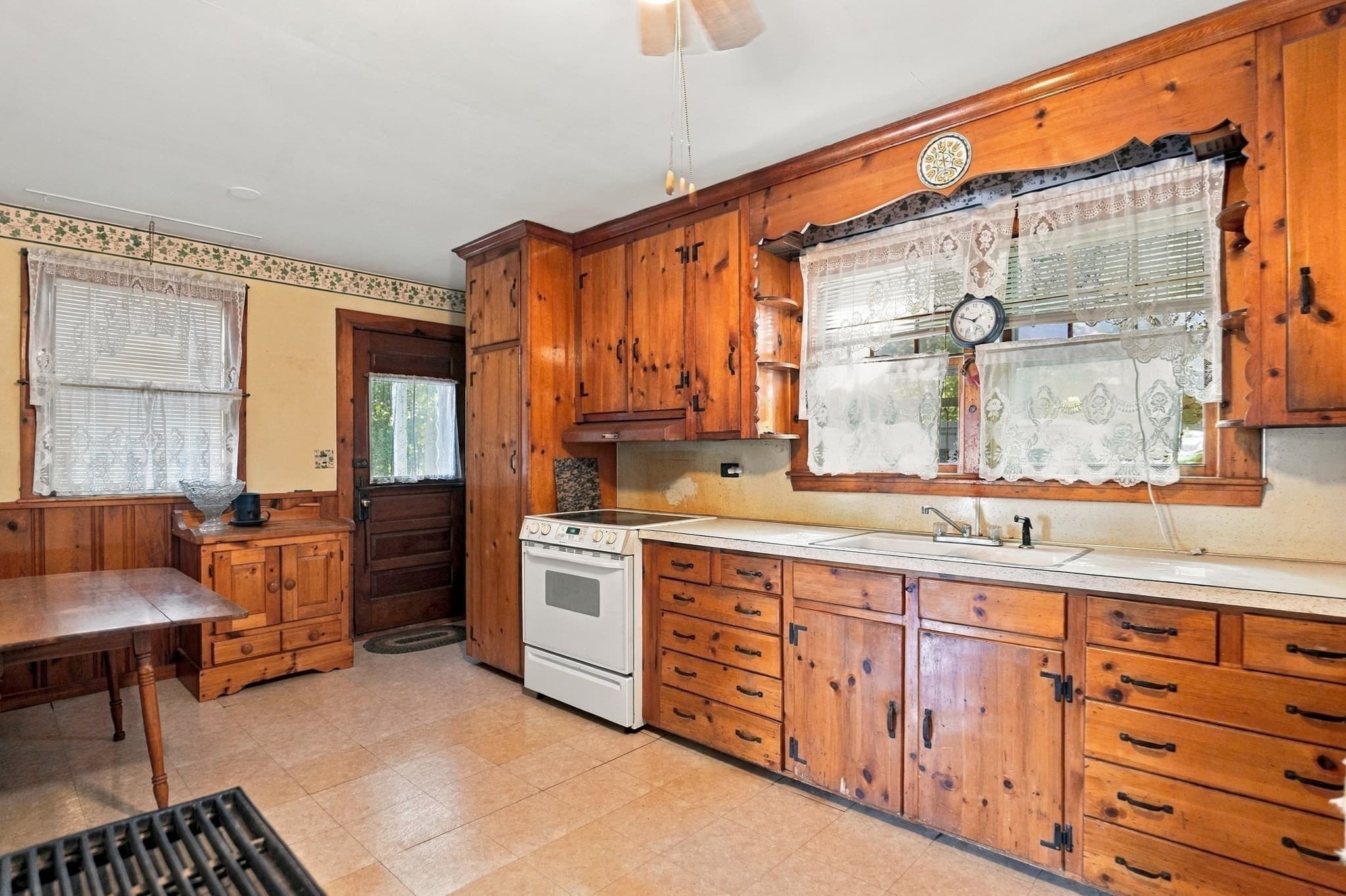 Single Family Residence at 62 Chase Avenue, Lexington MA 02421, Lexington, photo 9 of 29