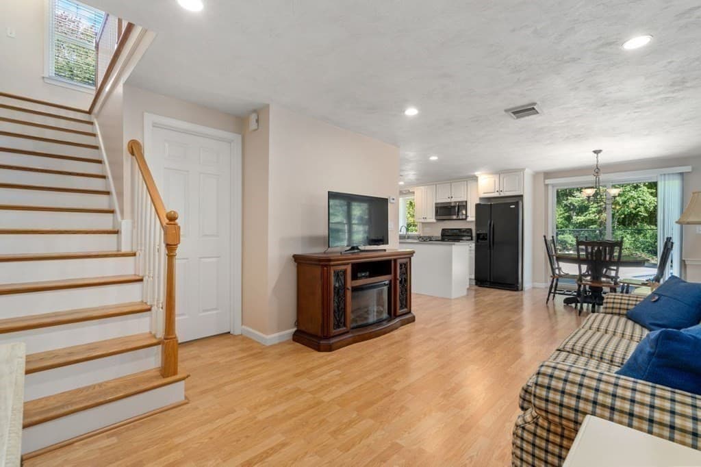 Single Family Residence at 12 Fortune Drive, Norwood MA 02062, Norwood, photo 21 of 40