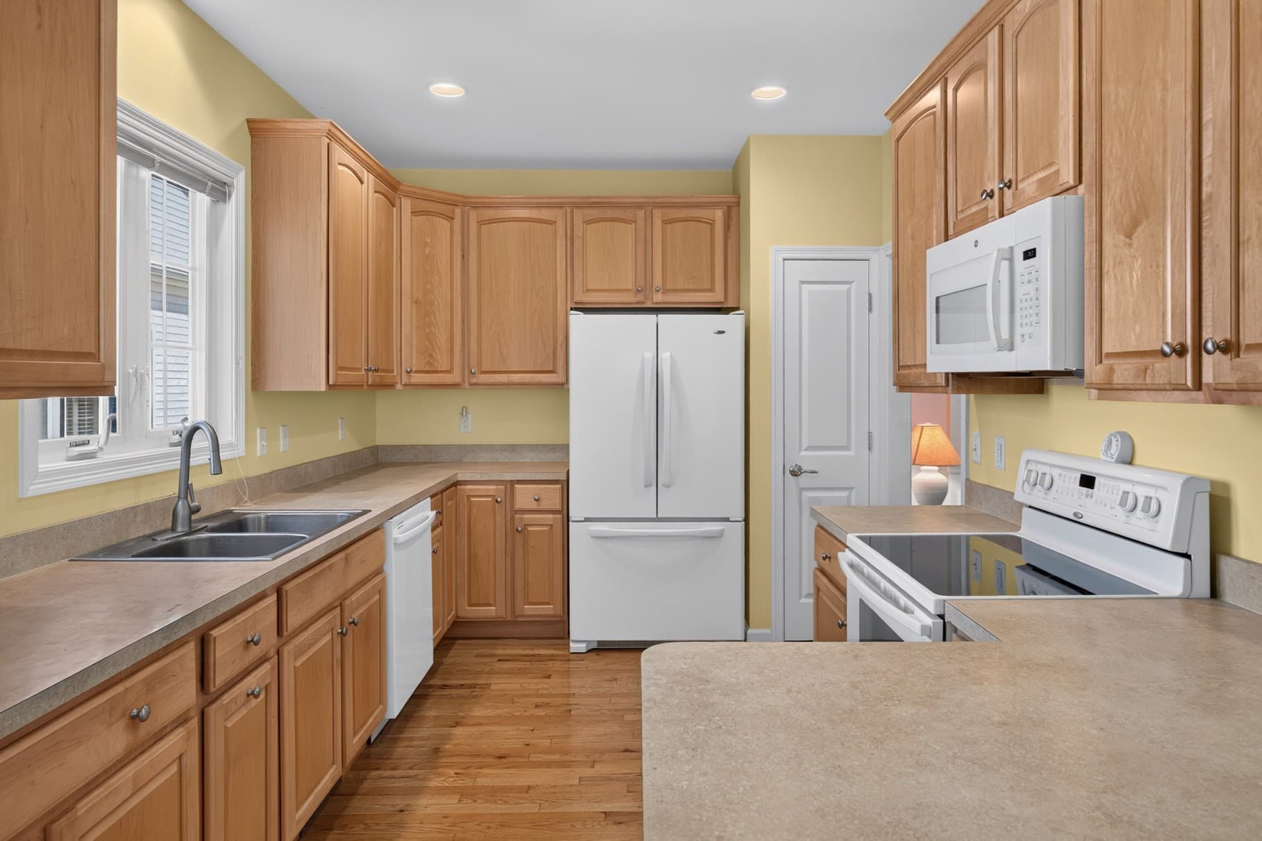 Single Family Residence at 12 Maplewood, Plymouth MA 02360, Plymouth, photo 15 of 33