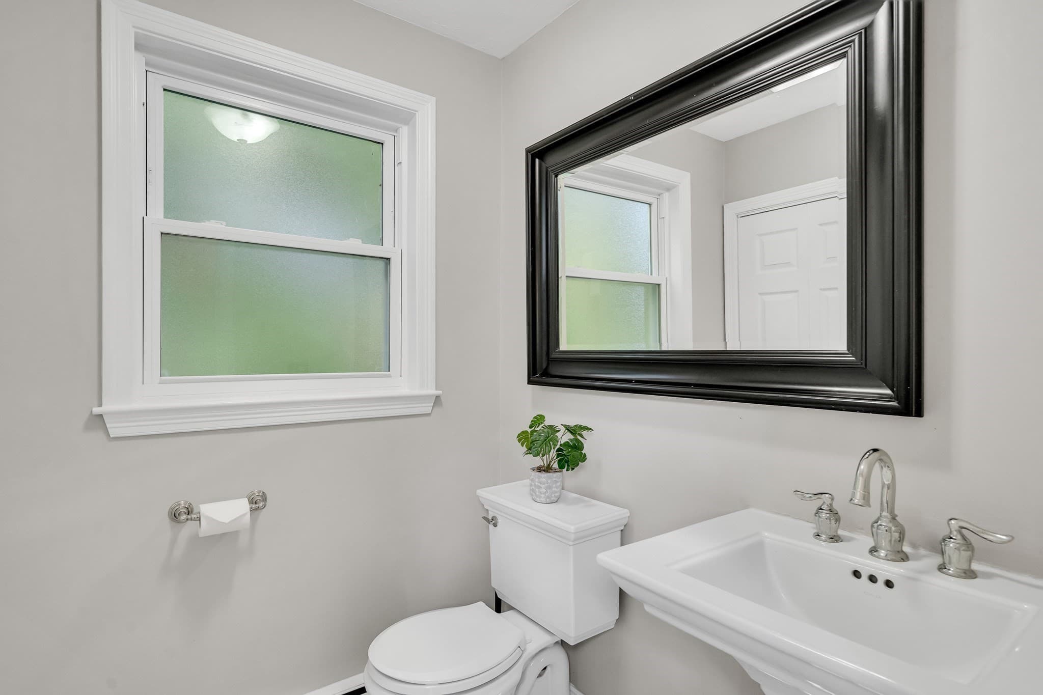 Single Family Residence at 7 Duffield Rd, Hopkinton MA 01748, Hopkinton, photo 17 of 40