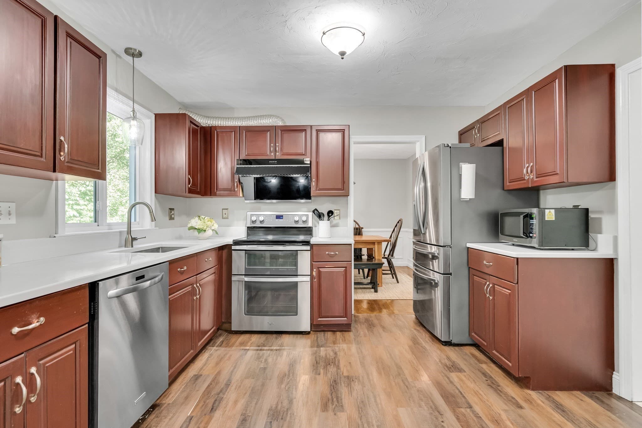 Single Family Residence at 7 Duffield Rd, Hopkinton MA 01748, Hopkinton, photo 11 of 40